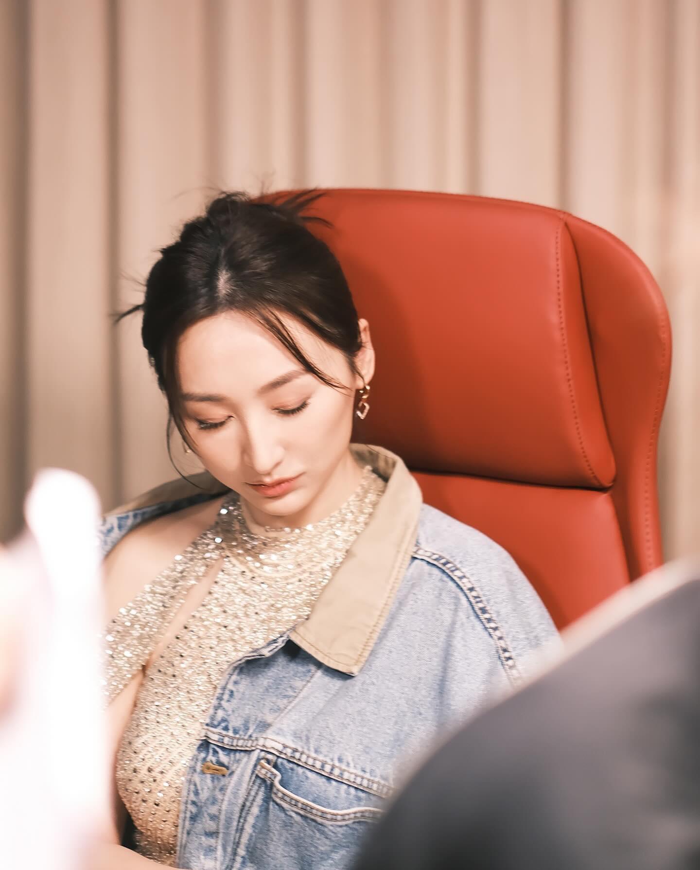 高海寧自封「鐵人Ling」。