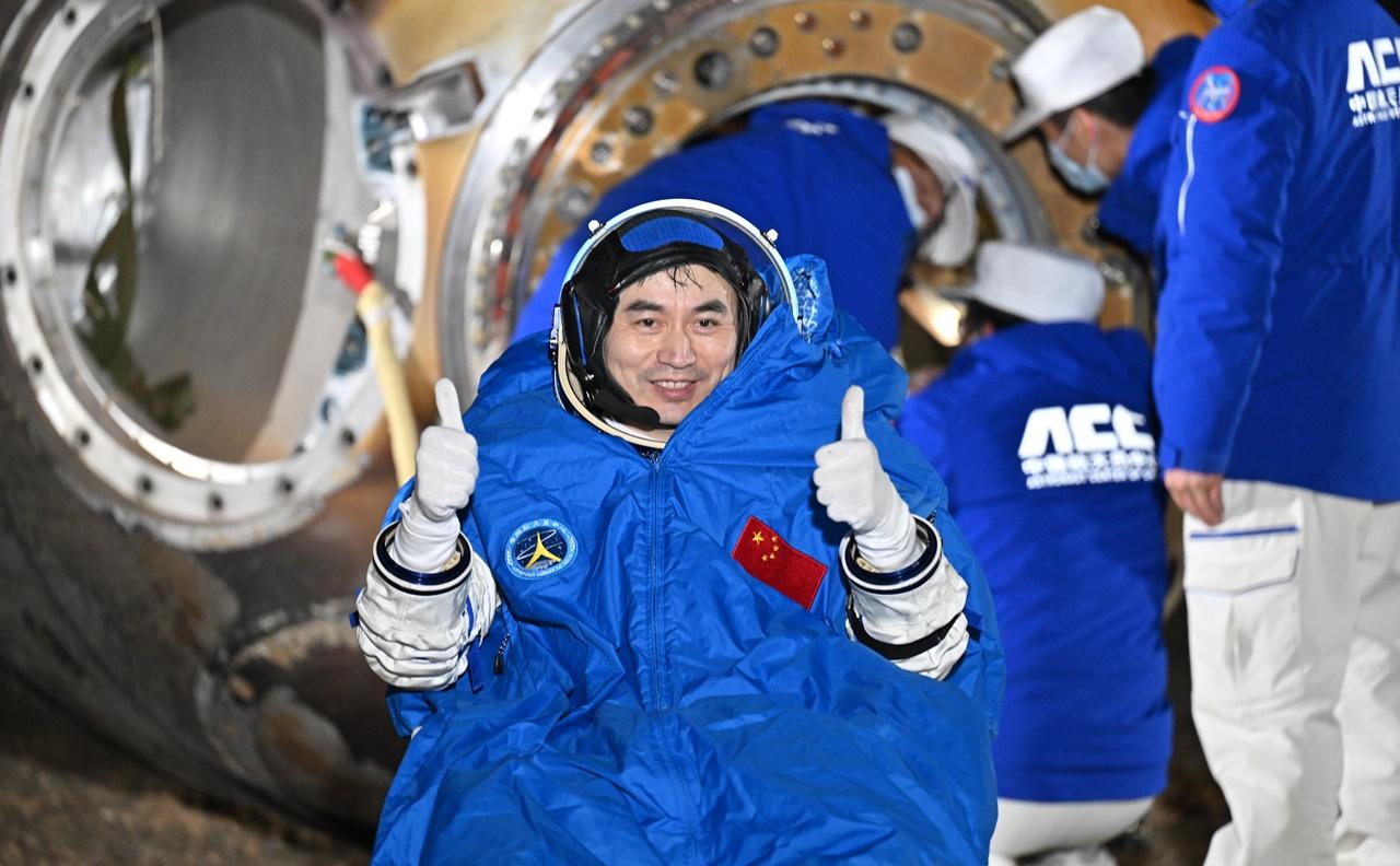 神舟十八號航天員葉光富。(新華社)