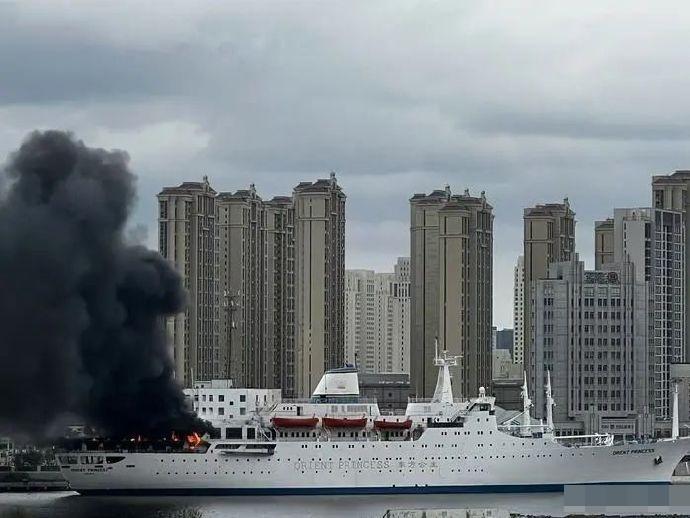 郵輪正進行裝修,料3個月後可開放營業。(微博)