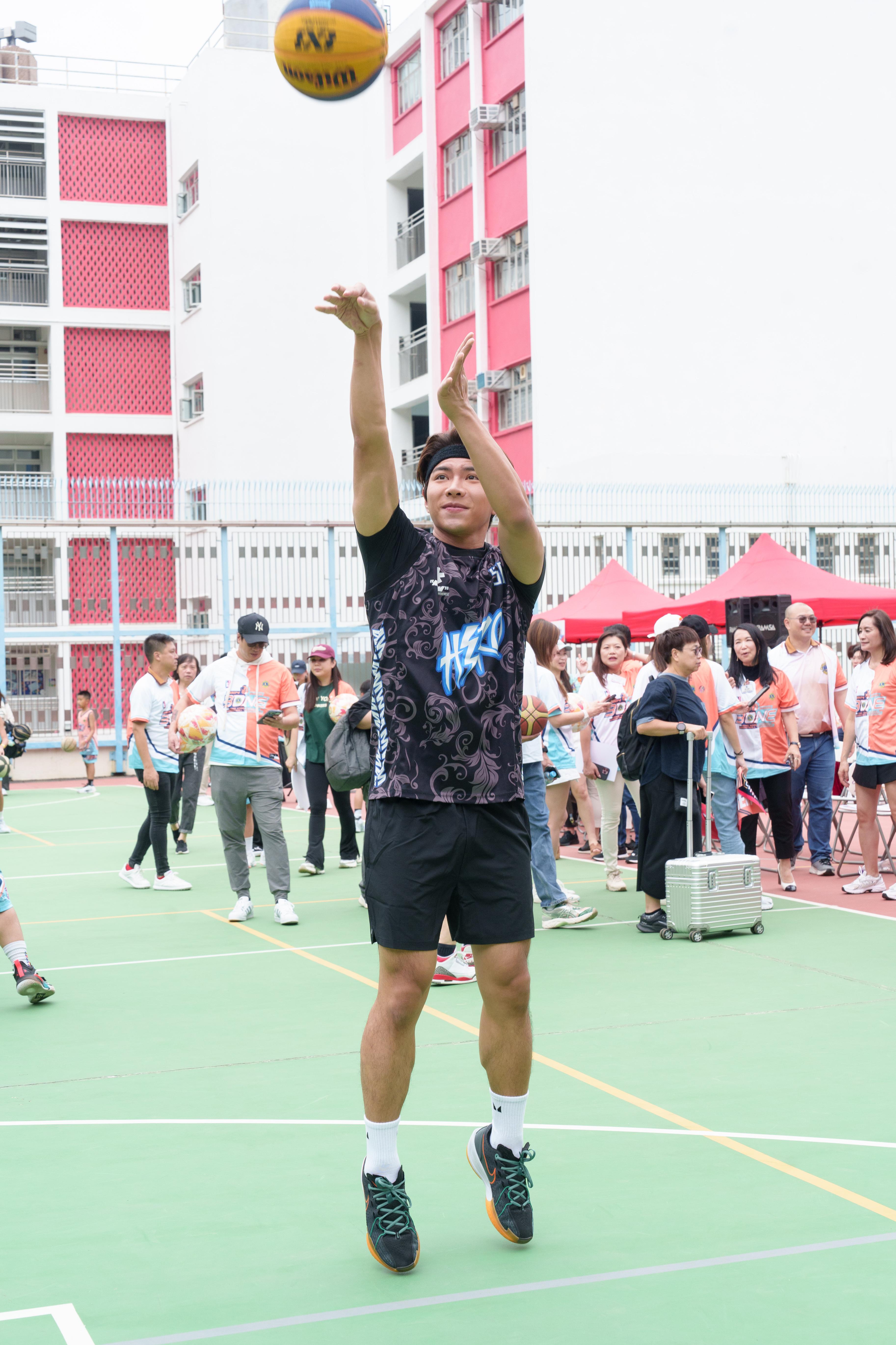 許家傑經常運動狀態甚弗。