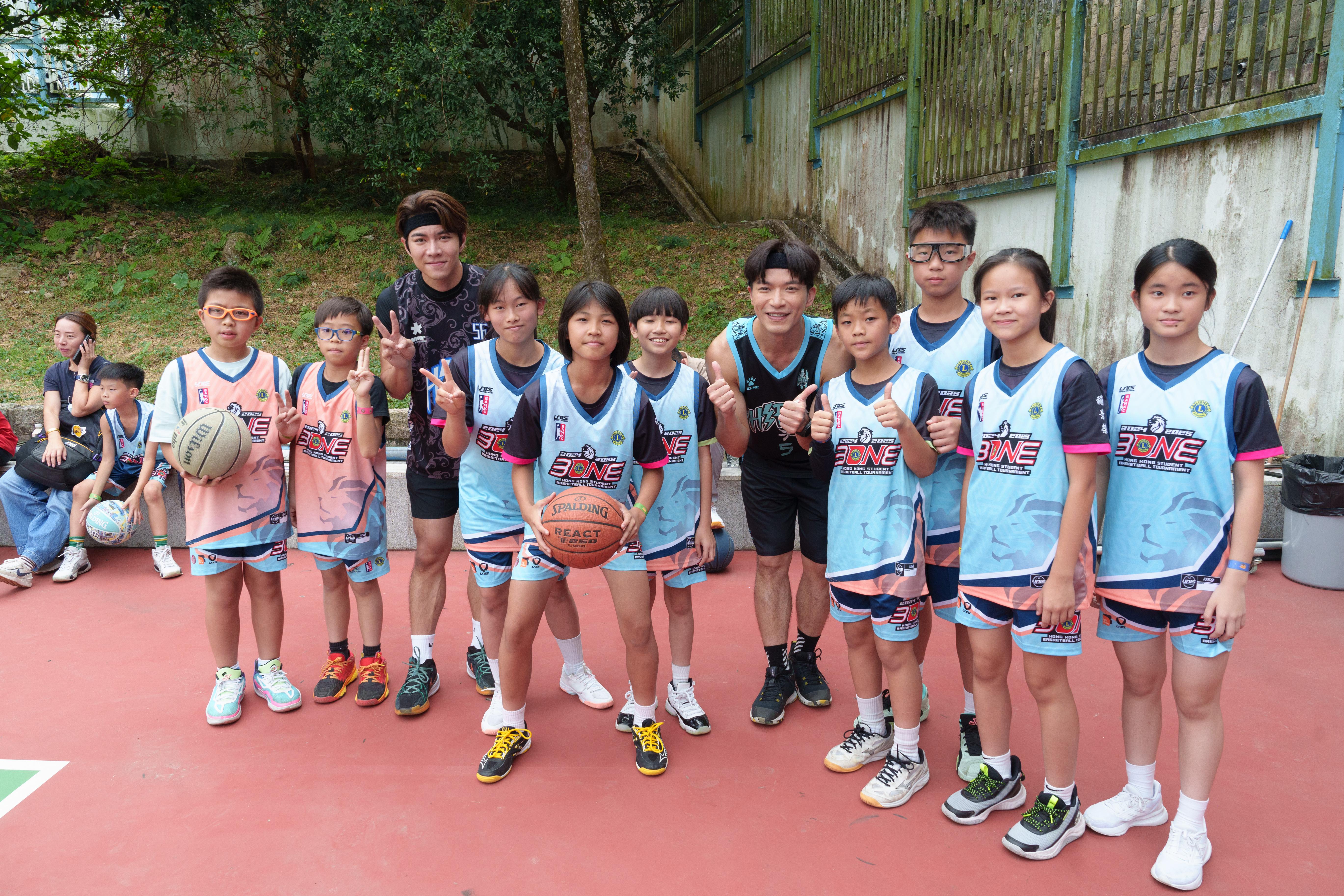 許家傑與羅天宇組Hero明星隊達11年,除了為運動亦希望多些教小朋友打波。