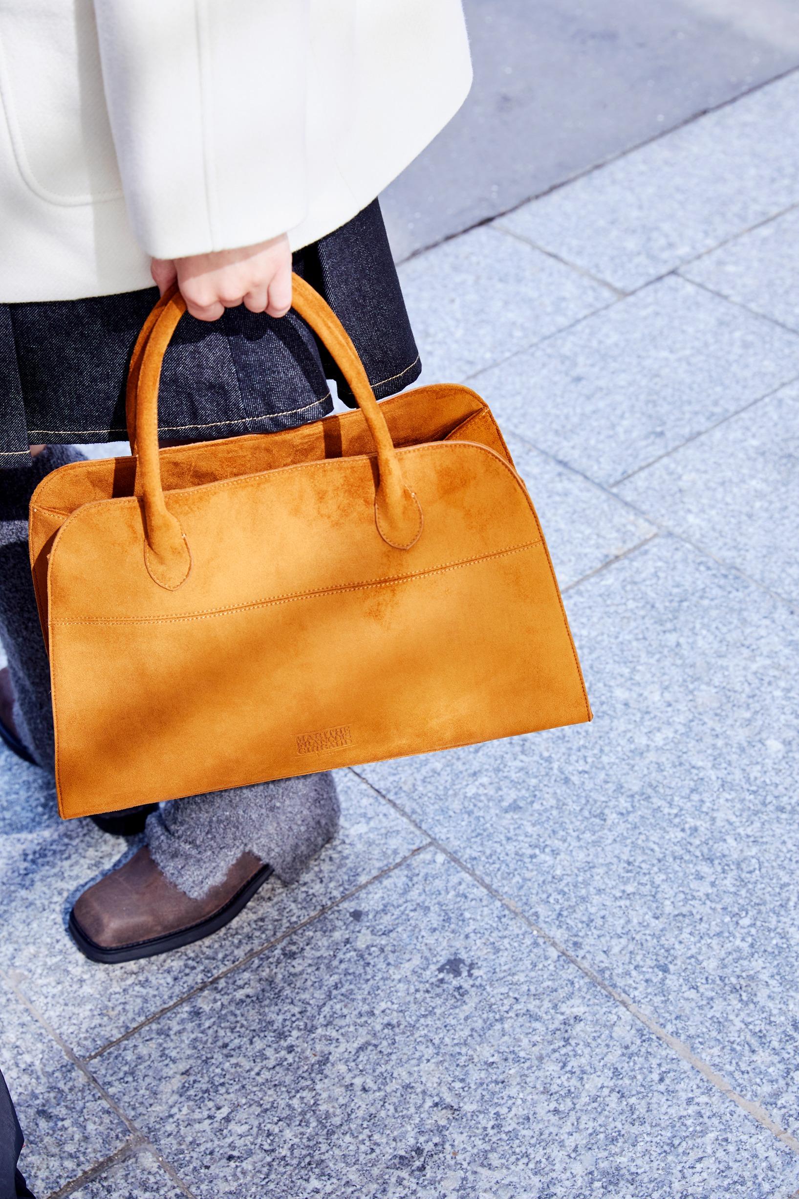 MARITHE今季推出多款新袋。