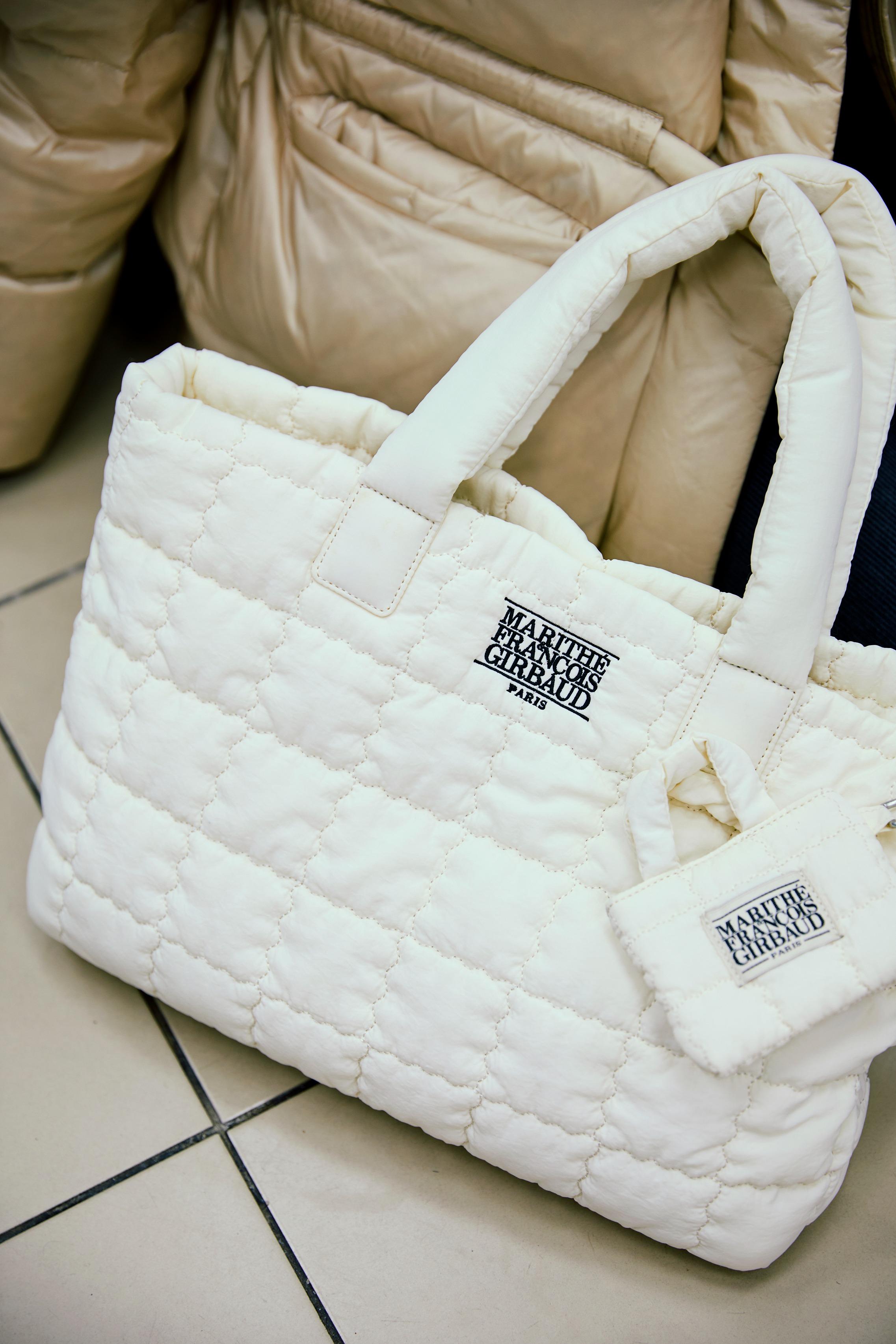 MARITHE今季推出多款新袋。