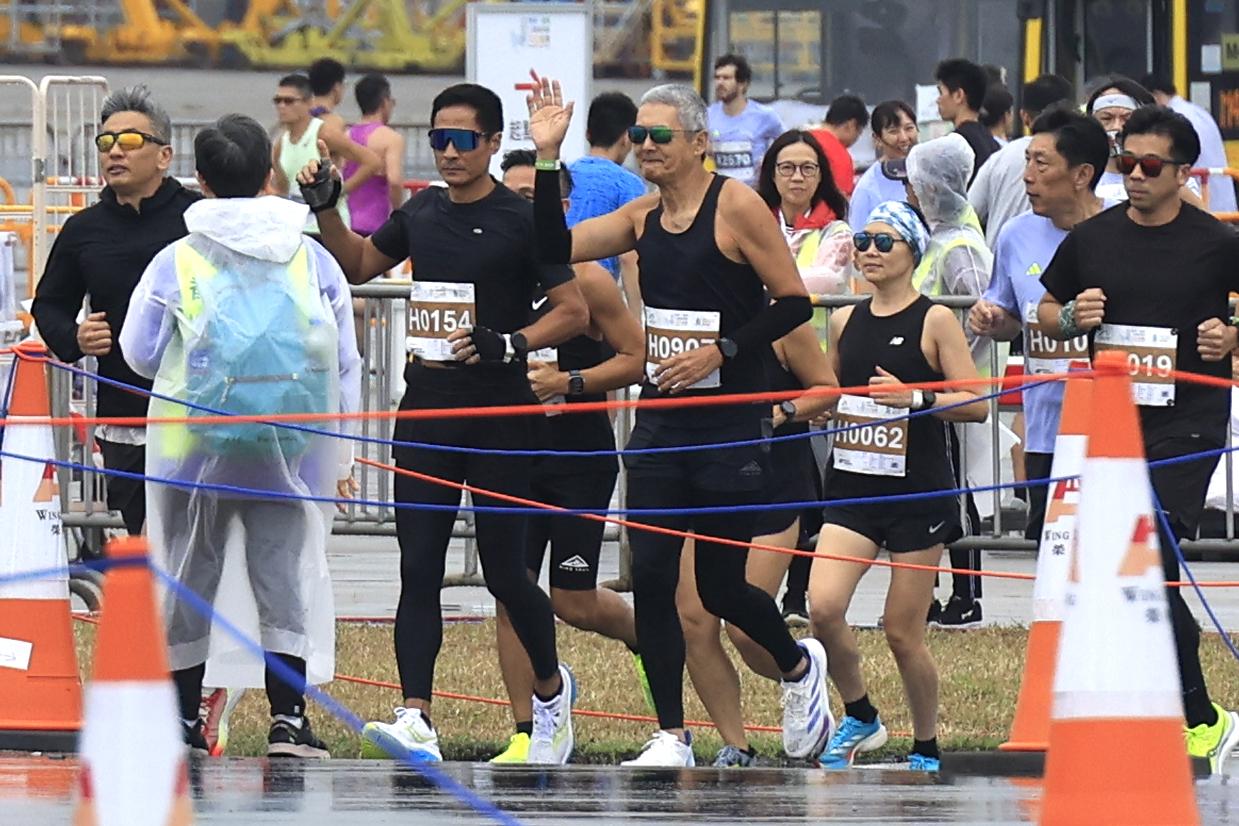 影星周潤發參賽。(林俊源攝)