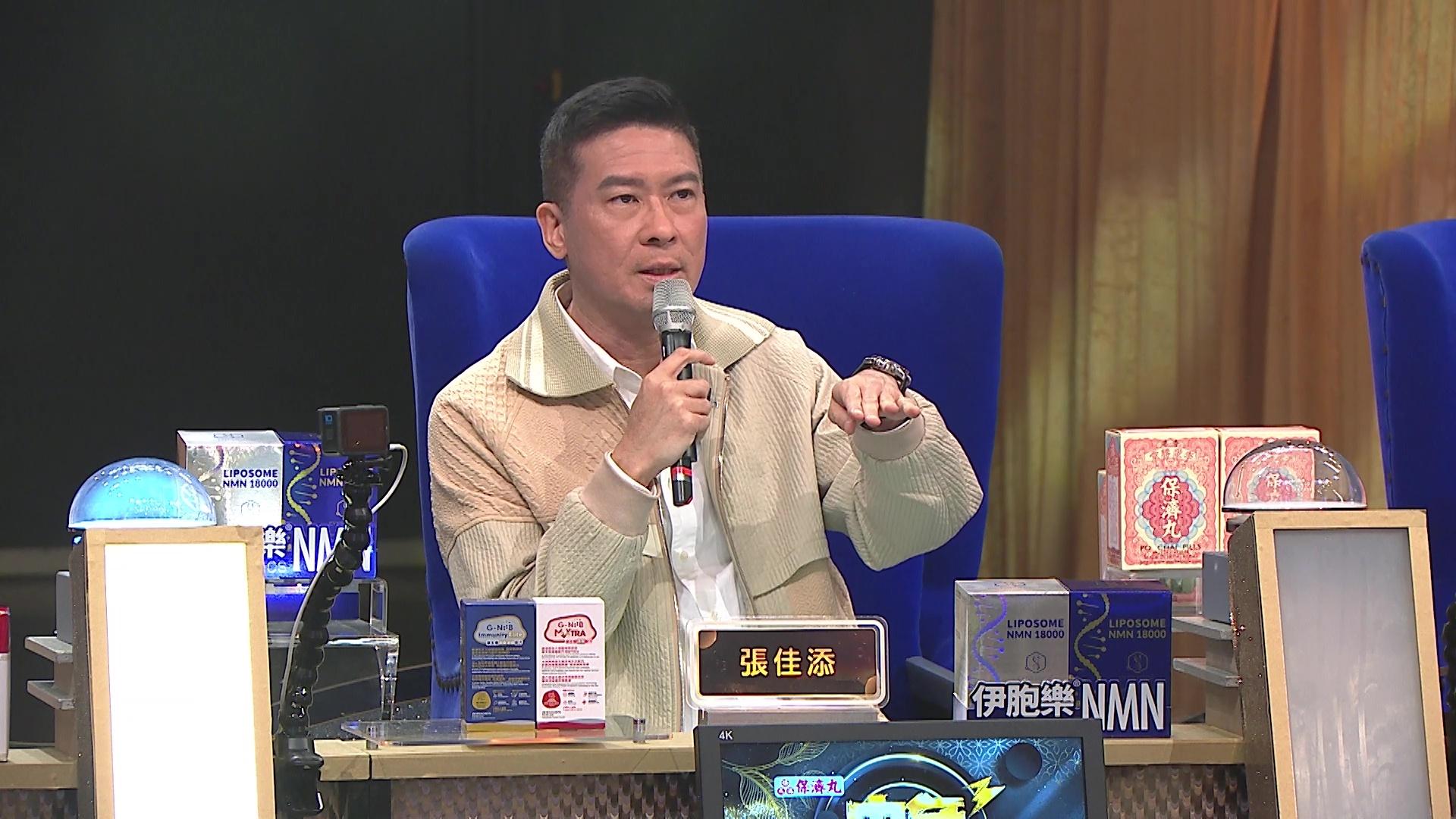 張佳添叫張與辰不要做音樂製作,直接出道做歌手。