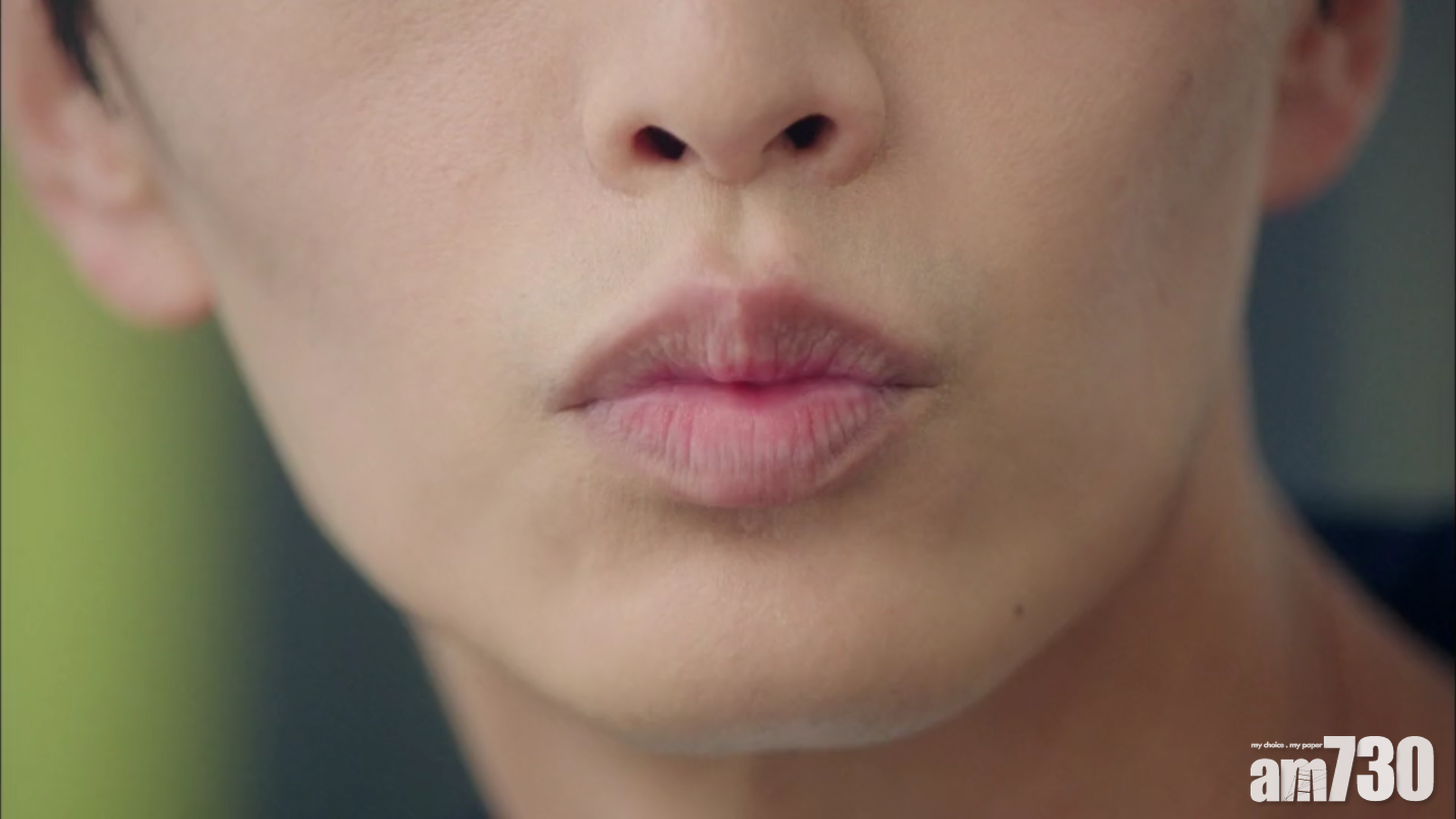 唇紋太多也是不健康的表現。