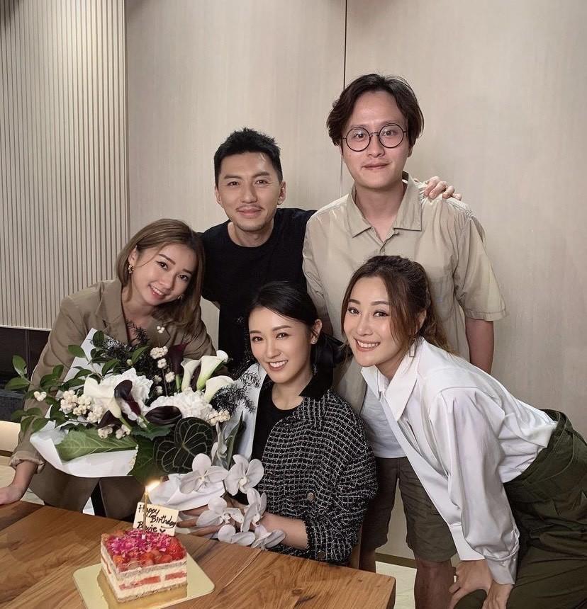 謝東閔與朱智賢不時結伴出席朋友聚會。