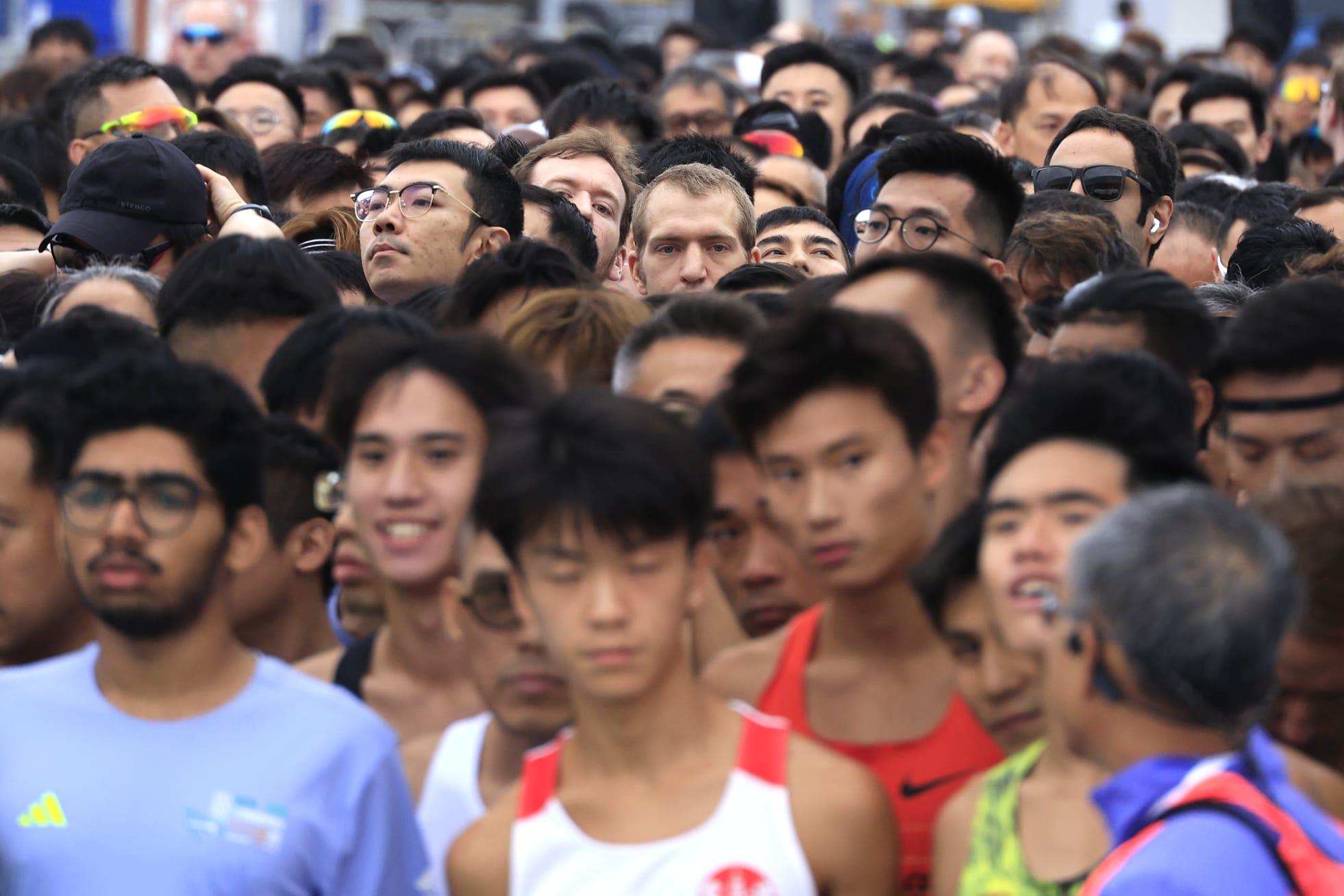 機場三跑道系統十公里今晨開跑。(林俊源攝)