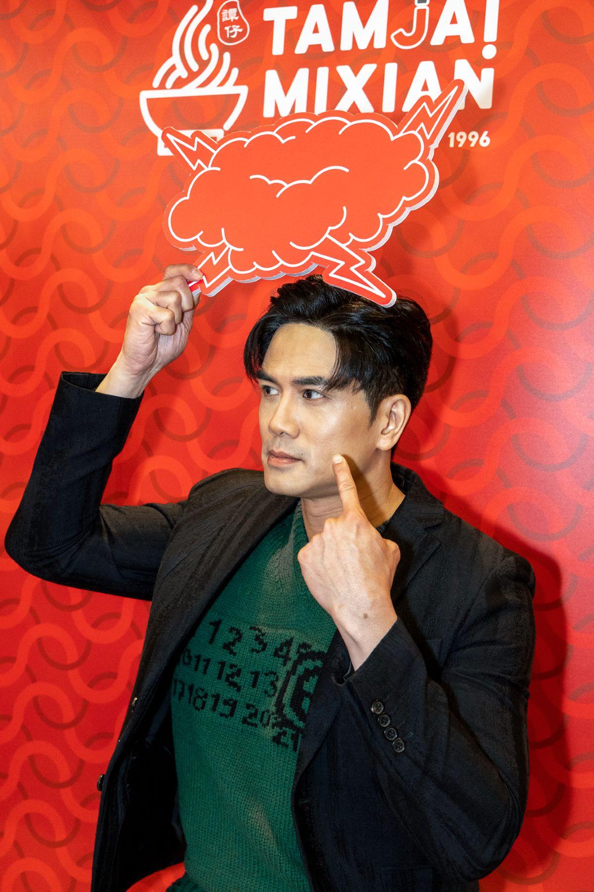 Philip說:「第一眼看到的感覺是非常sharp醒養眼,色調給我快樂的節日感覺。」