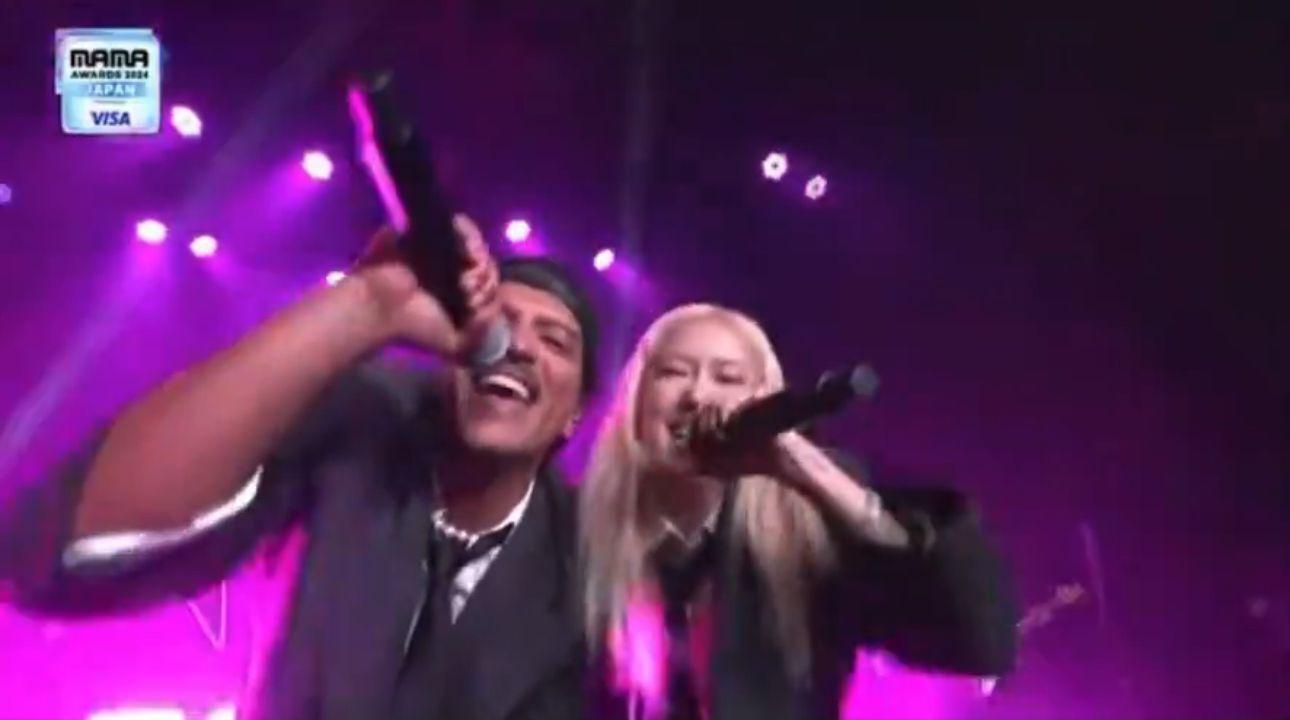 Rose與Bruno Mars的洗腦神曲《APT.》揚威MAMA頒獎禮。