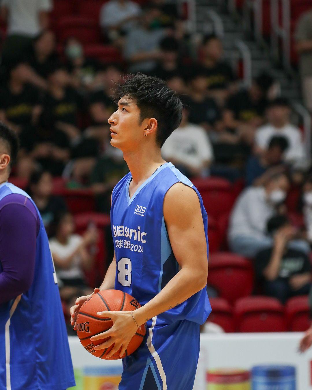 張馳豪也曾亮相過不同籃球比賽。