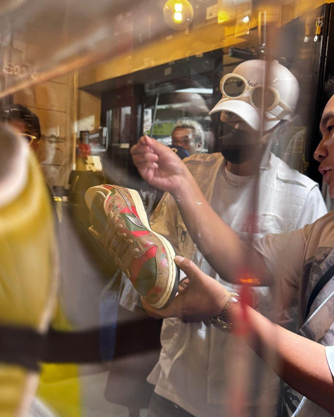 羅志祥到先達睇衫睇波鞋。(網上圖片)