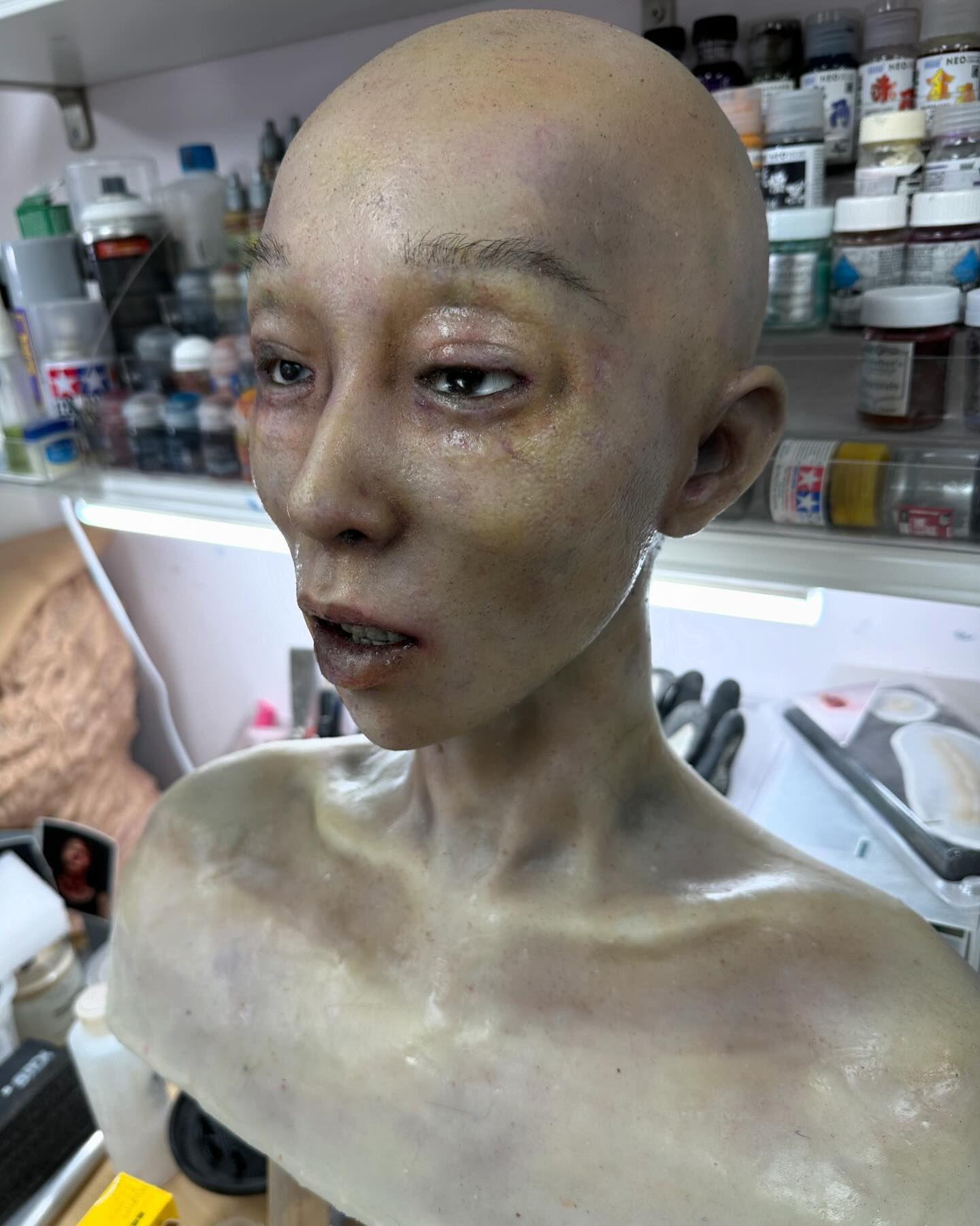 白只太太、梁雍婷密友的死屍熙雯。