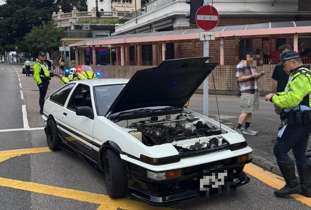 警方打擊酒駕及非法賽車 11人被捕