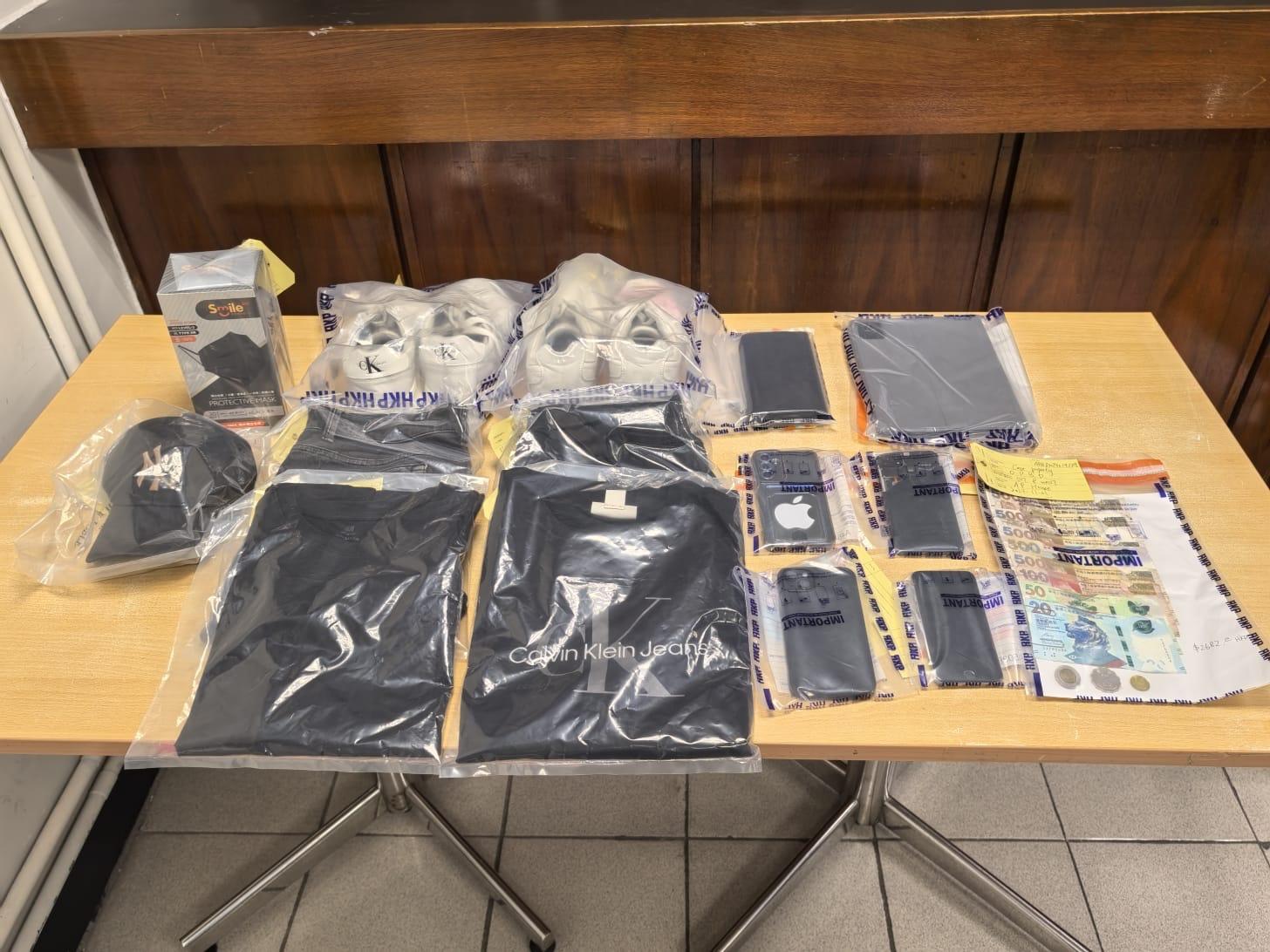 西區警區刑事調查隊督察梁綽亨表示,警方於10月24日至10月28日接獲3宗「猜猜我是誰」電話騙案個案,於上水拘捕14歲非華裔少年。