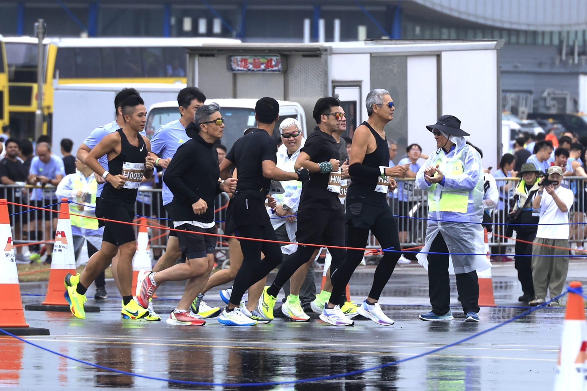 影星周潤發參賽。(林俊源攝)