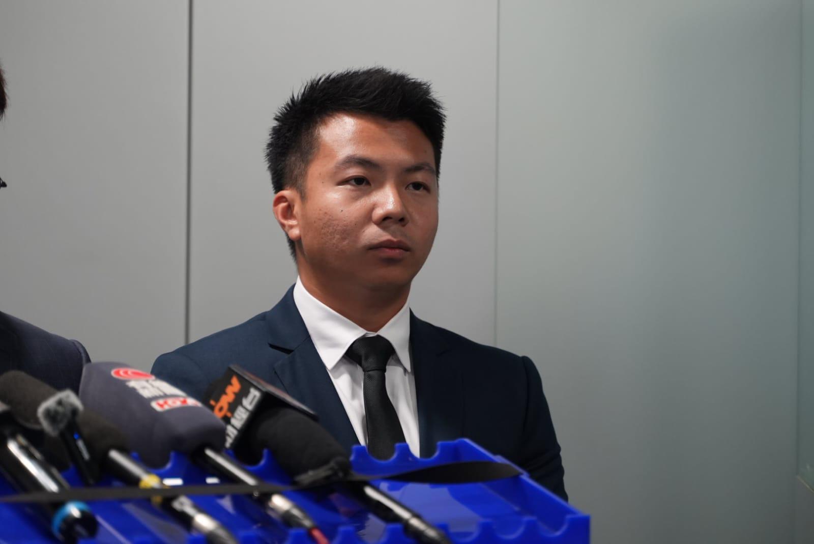 警方表示,有被捕人肆無忌憚地在家中將「依托咪酯」以土炮形式加工,製成煙彈出售,實際上與製毒沒有分別,過程更是粗製濫造,服用的人士隨時可能有生命危險。