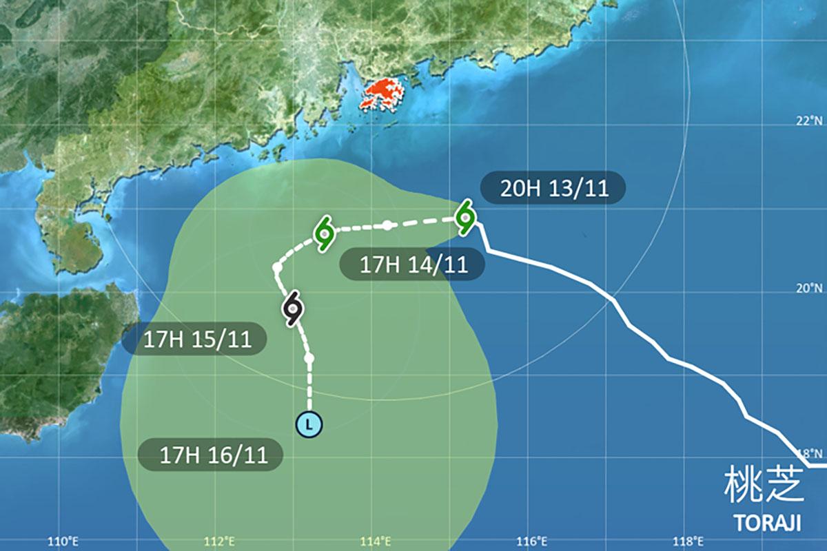 11月13日晚上8時熱帶風暴桃芝的位置及路徑圖。(天文台圖片)