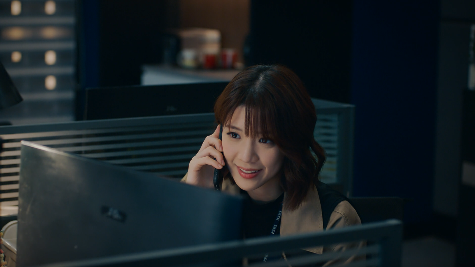 《異空感應》是陳曉華於2022年拍的作品。