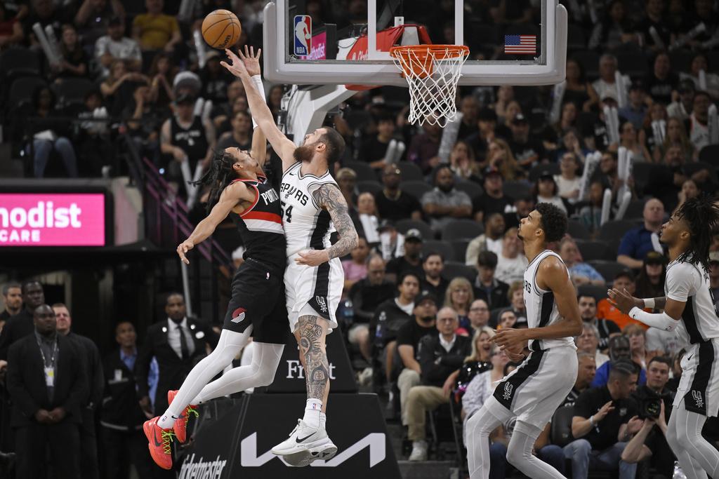 馬刺118:105擊敗拓荒者。(美聯社)