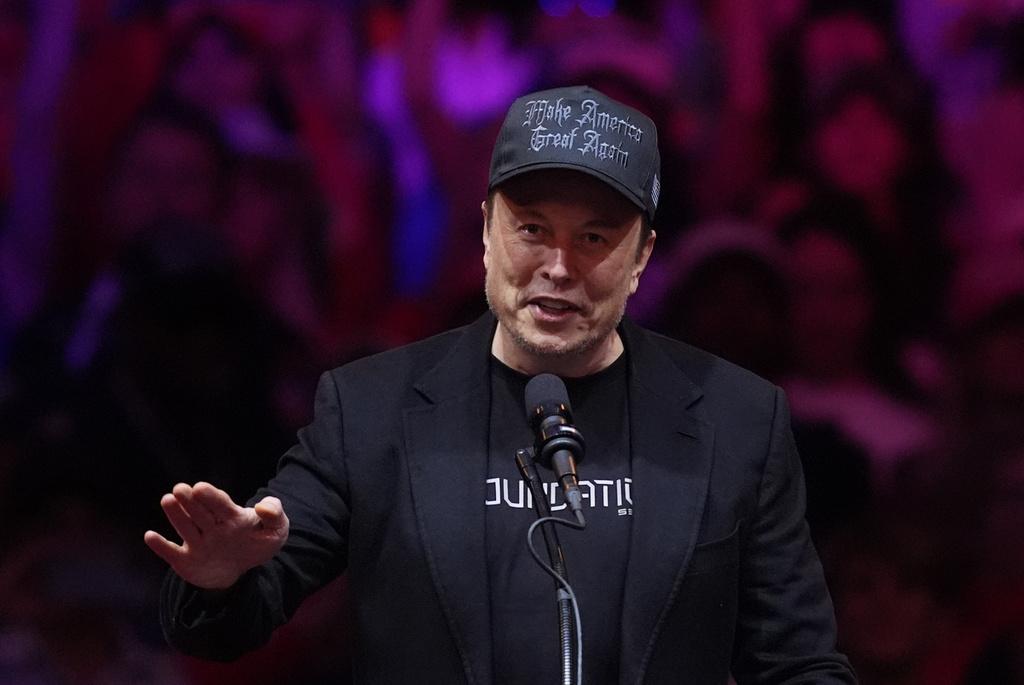 美國大選中,馬斯克多次為特朗普站台。(資料圖片)