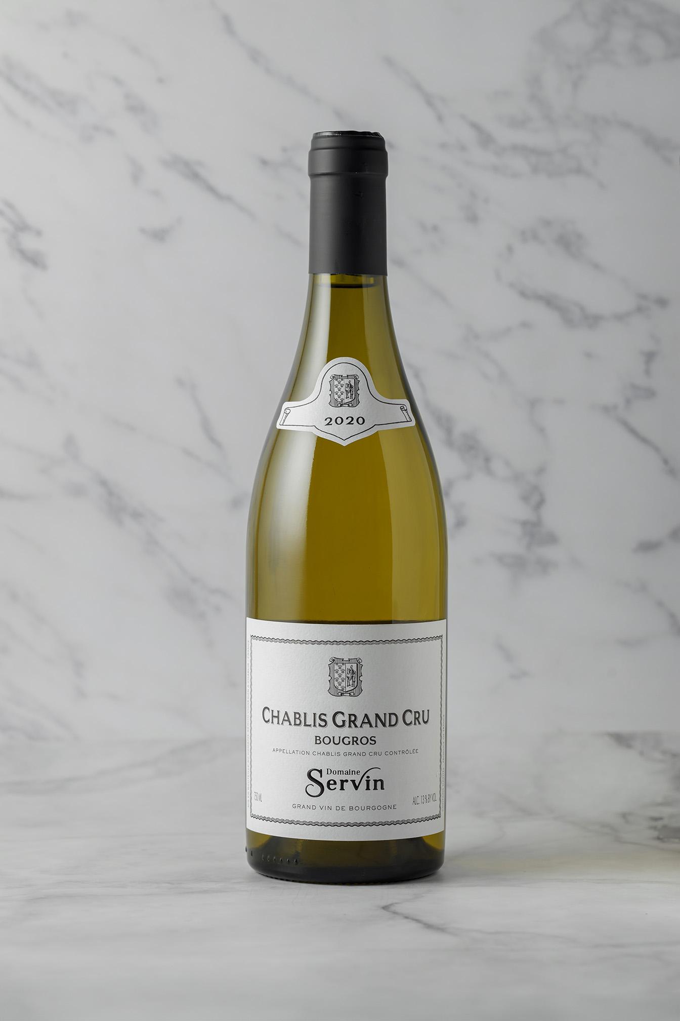 Chablis Grand Cru, Bougros, 2020, Domaine Servin,酒體飽滿豐富,帶有典型風土的鋼鐵礦物風味;呈明亮的黃色,散發優雅的柑橘結晶和烘烤香氣,餘韻悠長。(Wine High Club有售