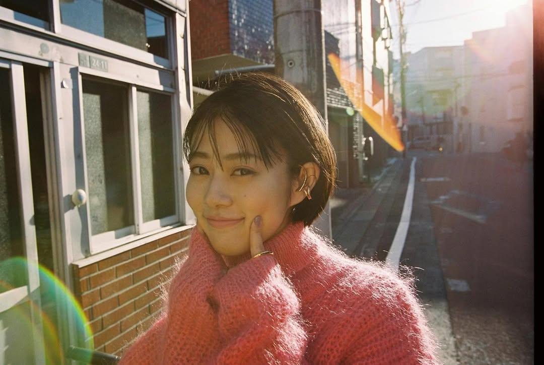 高畑充希與岡田將生無預警結婚。