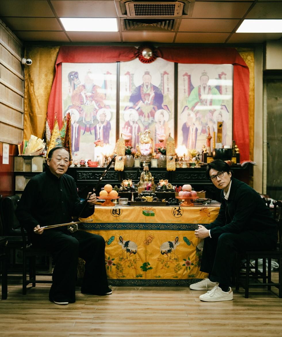 黃子華拍住許冠文為《破·地獄》創下票房神話。