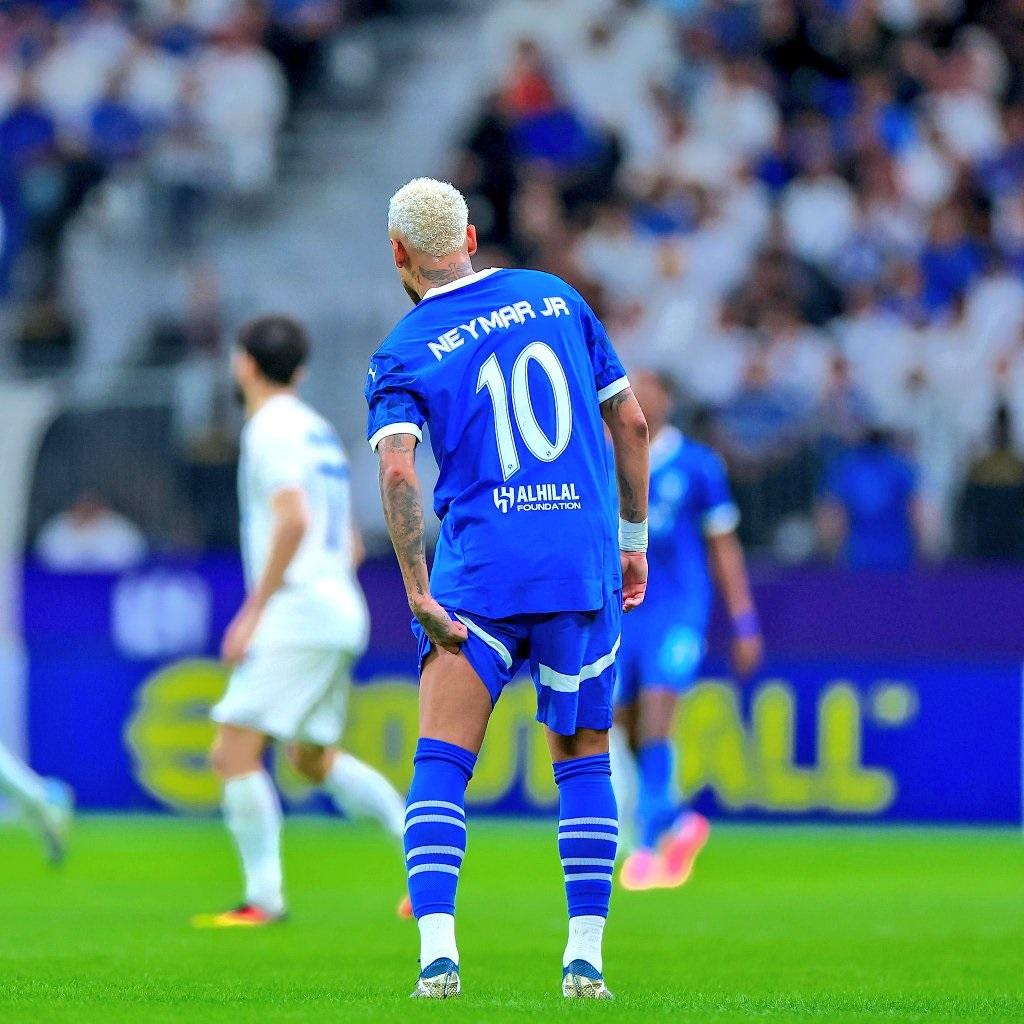 尼馬比賽期間再拉傷。(X)