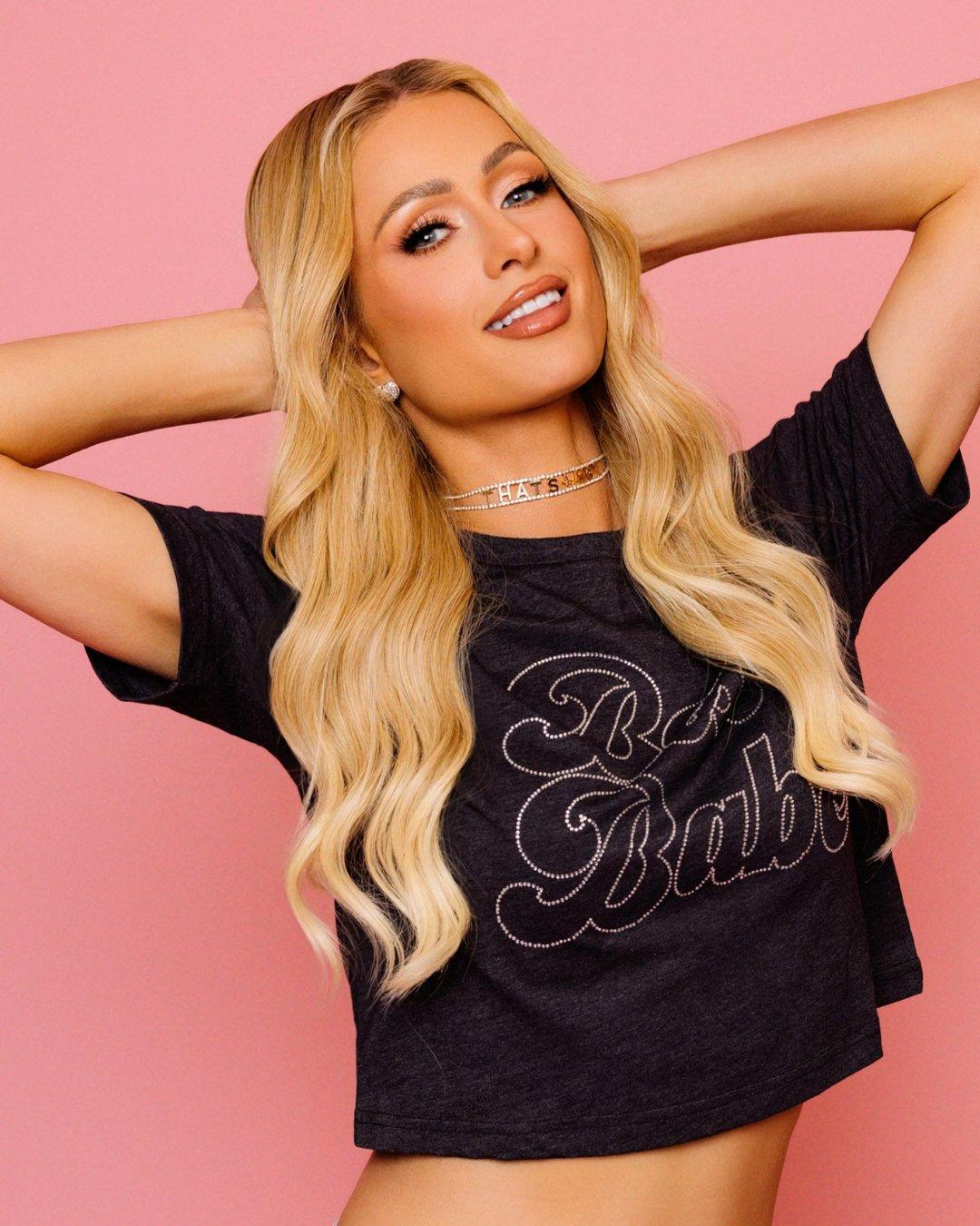 Paris Hilton指, 8歲時她媽媽已教她護膚。