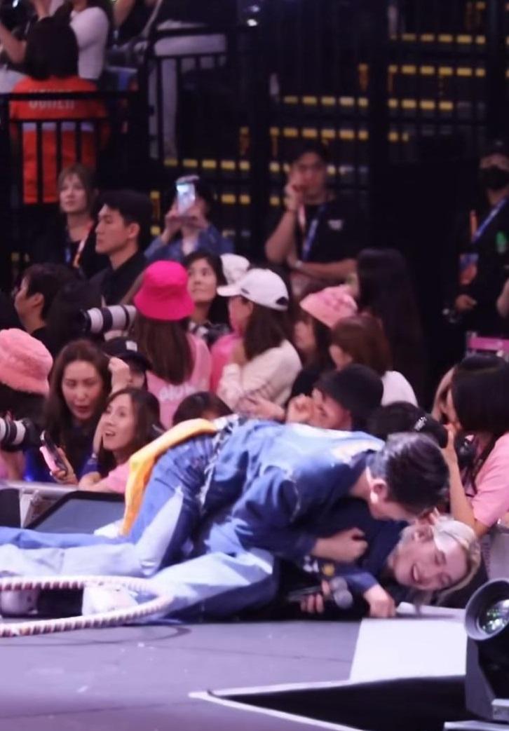 Edan誤傷Jer的重要部位。