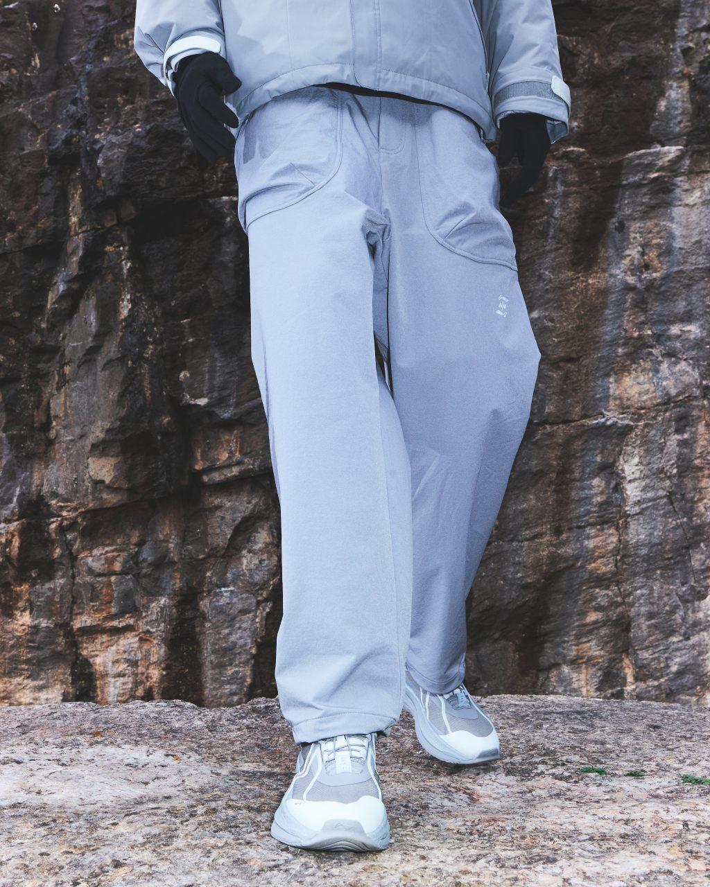 李寧x NINEpointNINE首對聯乘鞋「時間之門」Soft Trainer