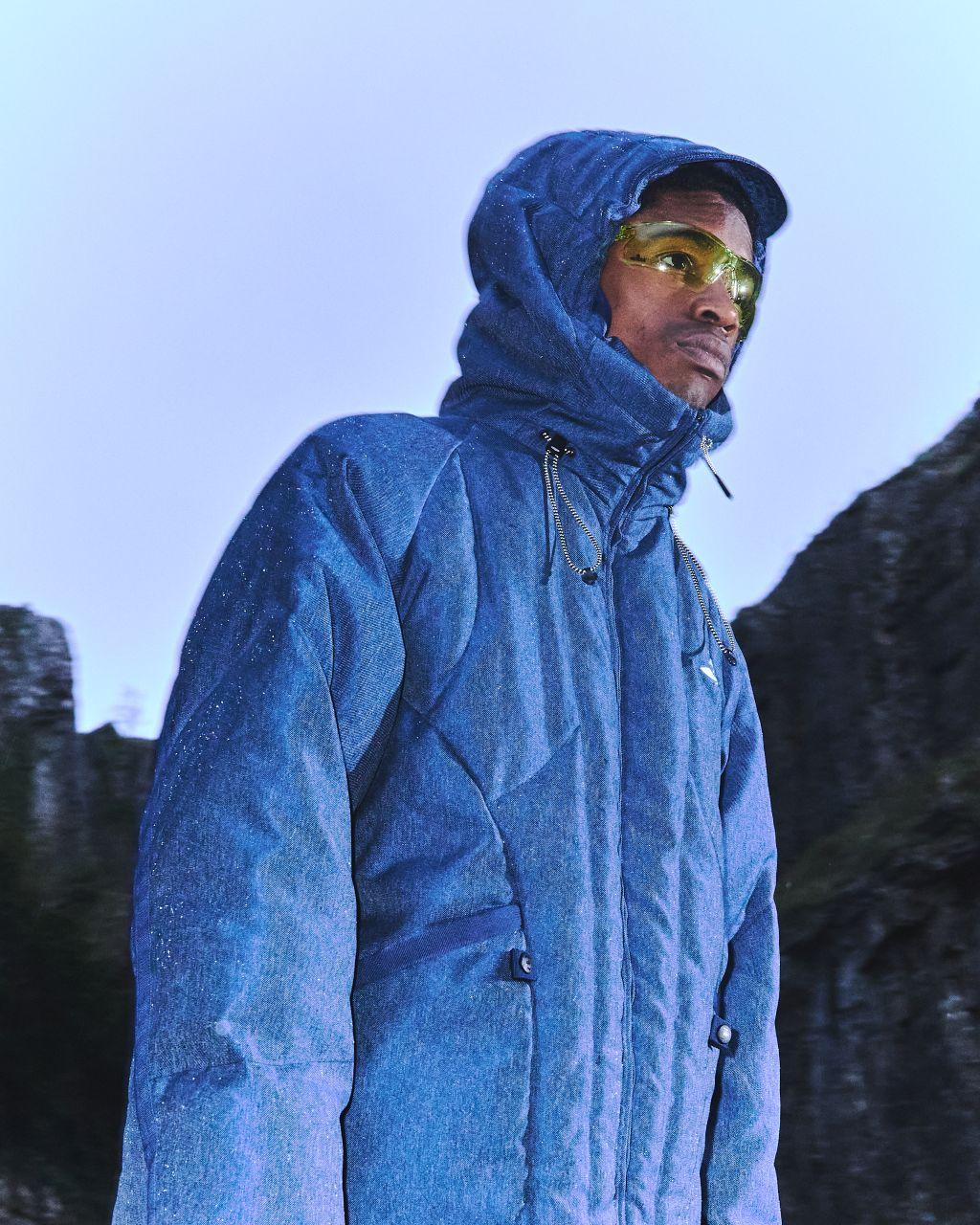 加入弧線設計營造層次及修飾視覺,巧妙地融入其紋理與線條美學,保暖得來亦展示時尚風格。