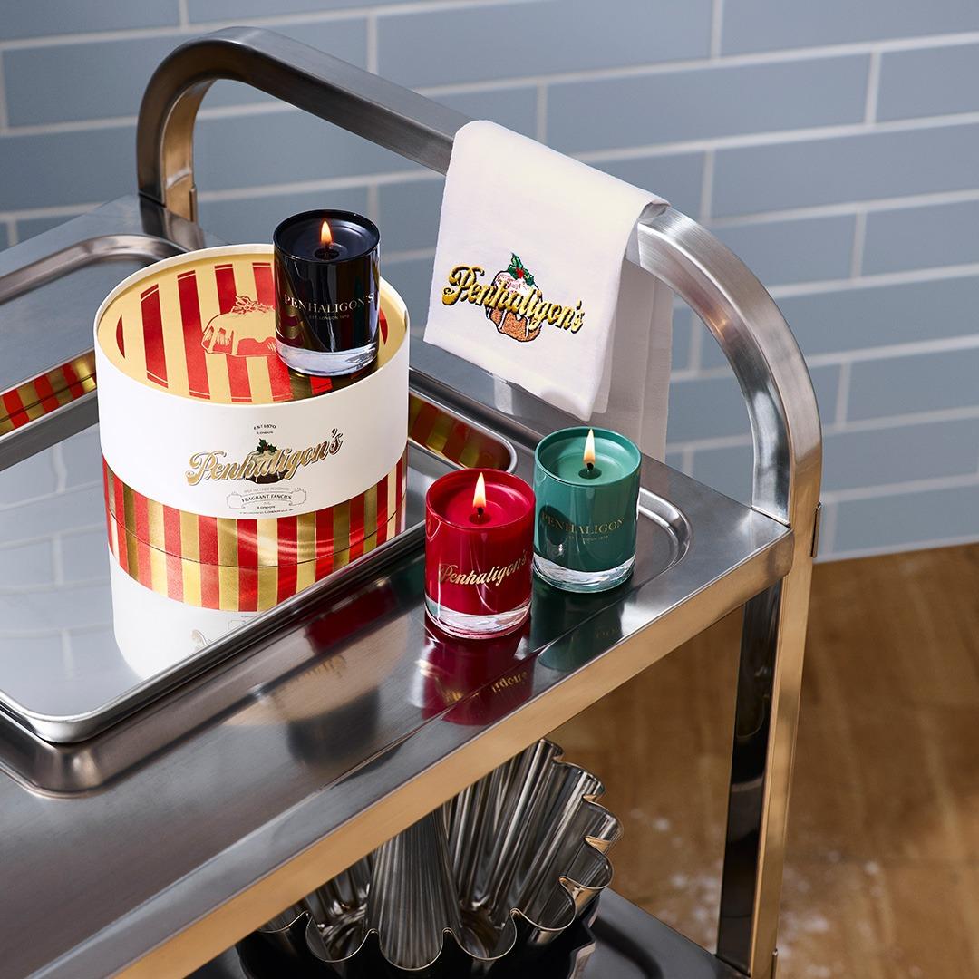 聖誕香水及香氛蠟燭推介2024|PENHALIGON’S聖誕香氛蠟燭三件組($780):兩款經典香氛蠟燭搭配聖誕特別款香氛蠟燭。