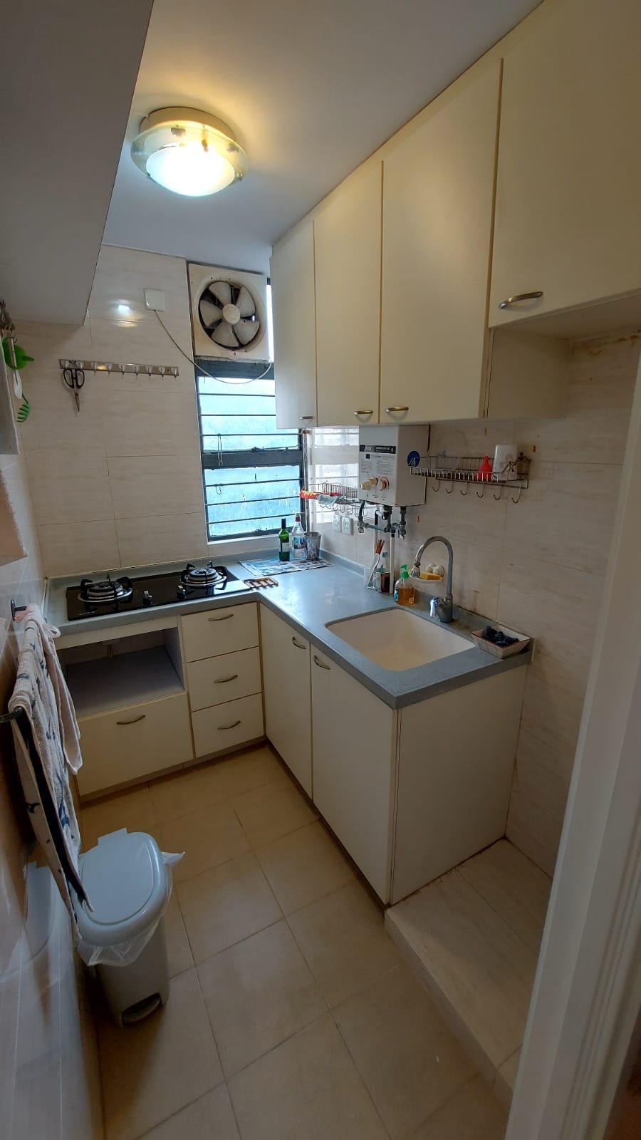 廚房面積實用闊落。(代理提供)