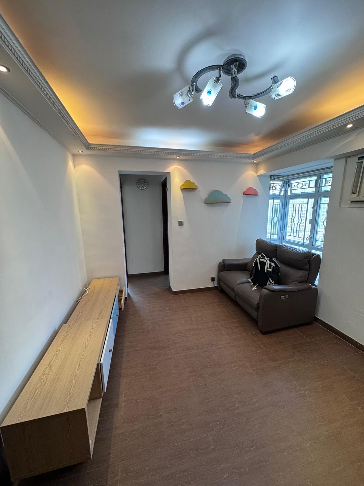 長方形大廳實用見使。(代理提供)