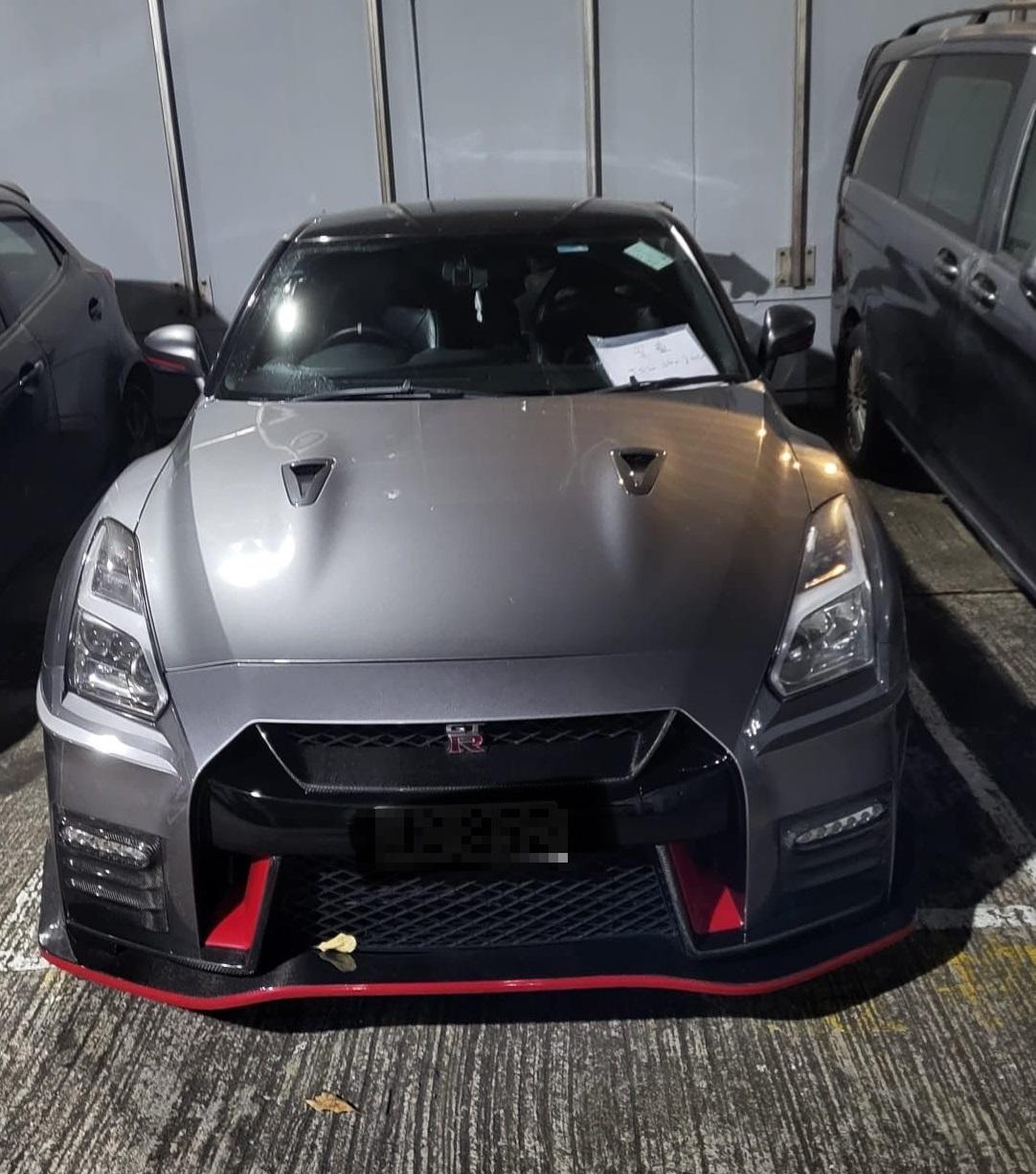 4男女涉管有太空油被捕。