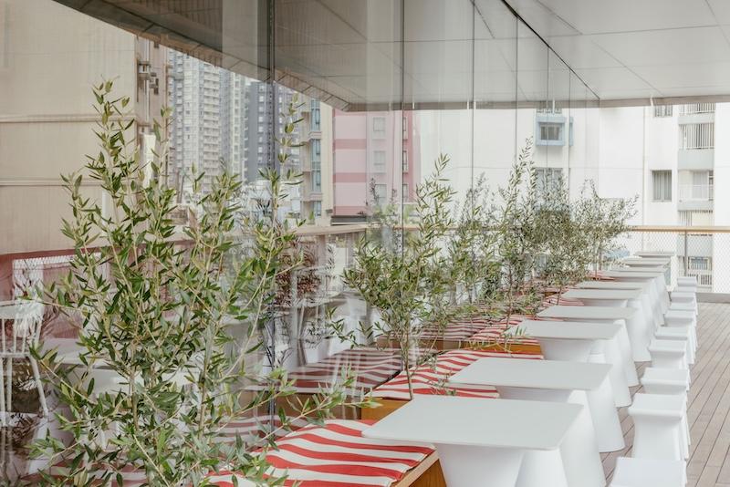 店內供應早餐及午餐。