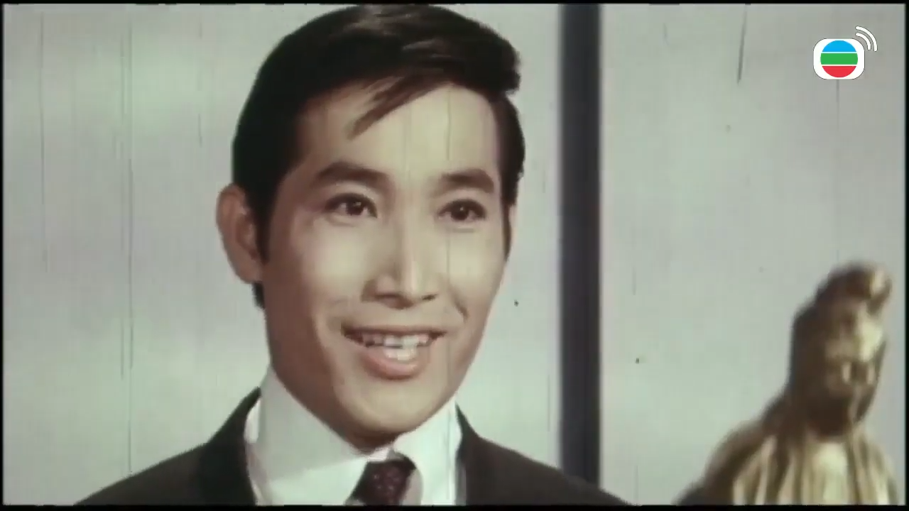 家燕姐透露呂奇十年前在台灣開餐廳。