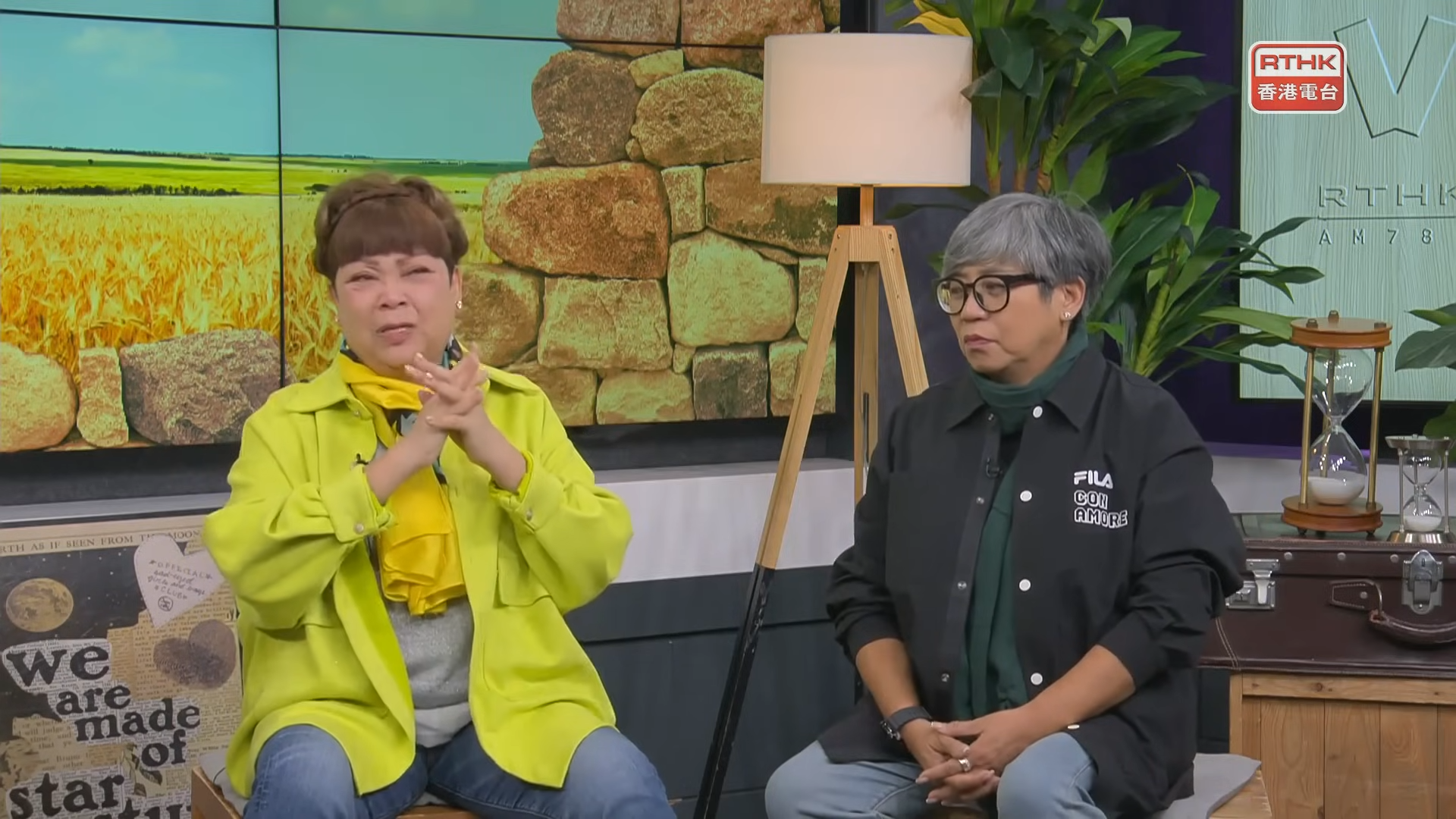 肥媽一提起與亡夫的點滴時,不禁哽咽落淚。