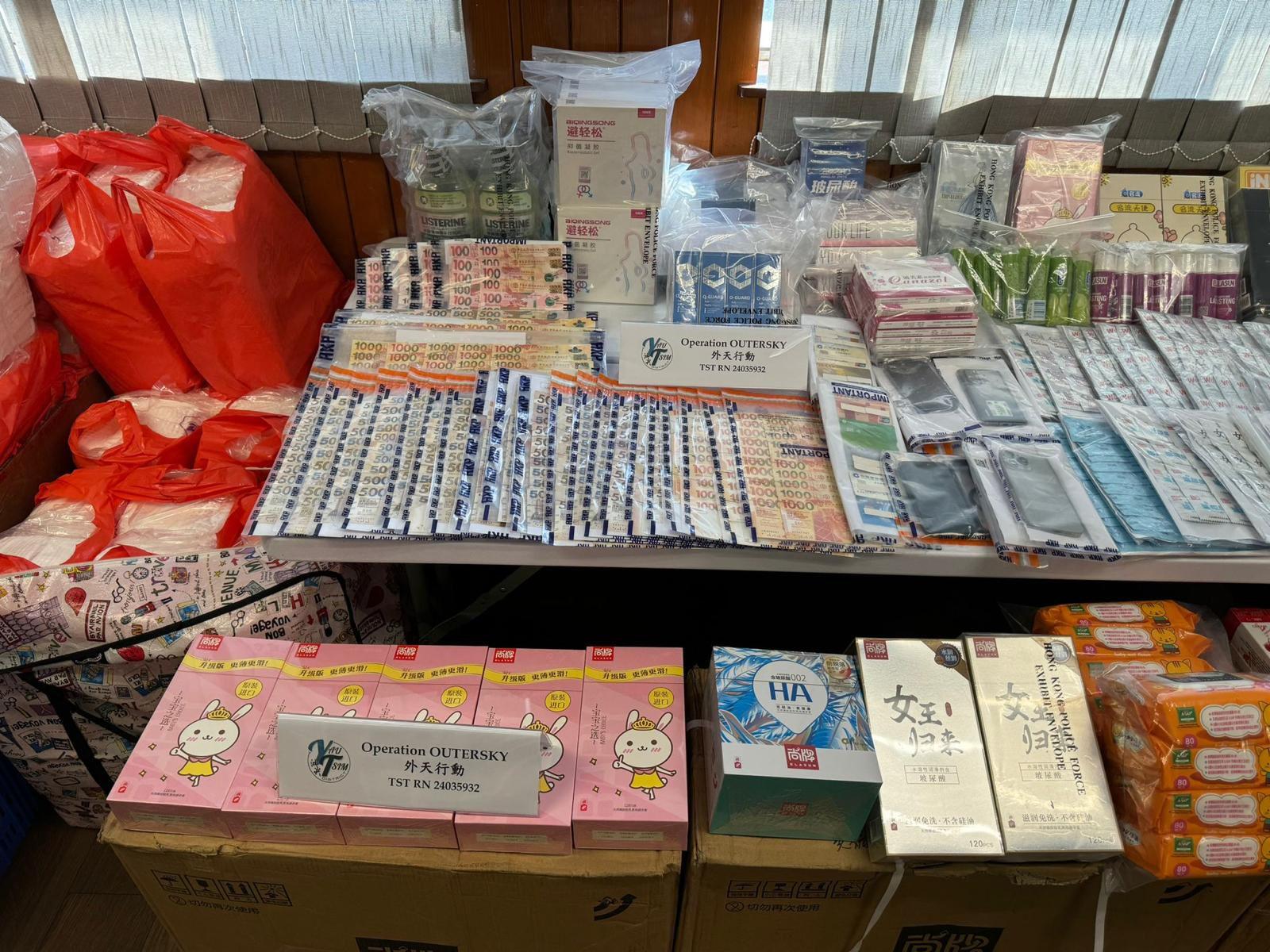 警方聯同入境事務處前日(30日)進行打擊賣淫行動,突擊搜查油尖區一酒店,拘捕28人。