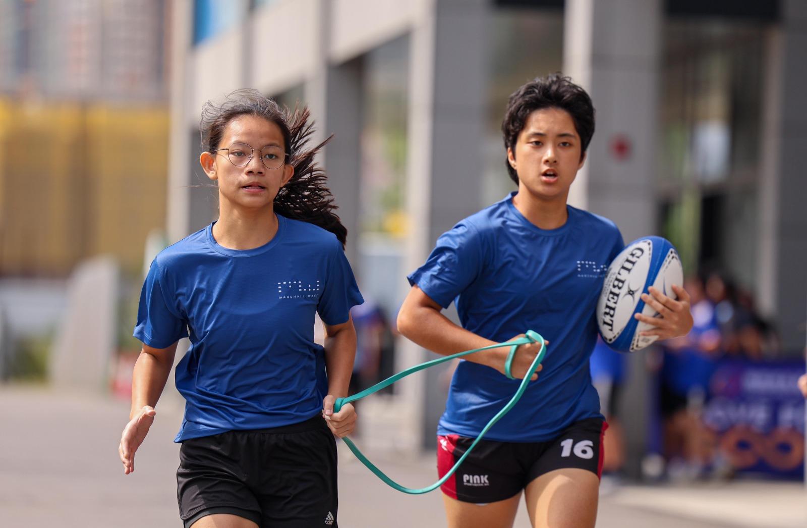 Move For Good 企業體能挑戰日,參加者需完成三個階段的挑戰,第一階段為3公里欖球接力賽。