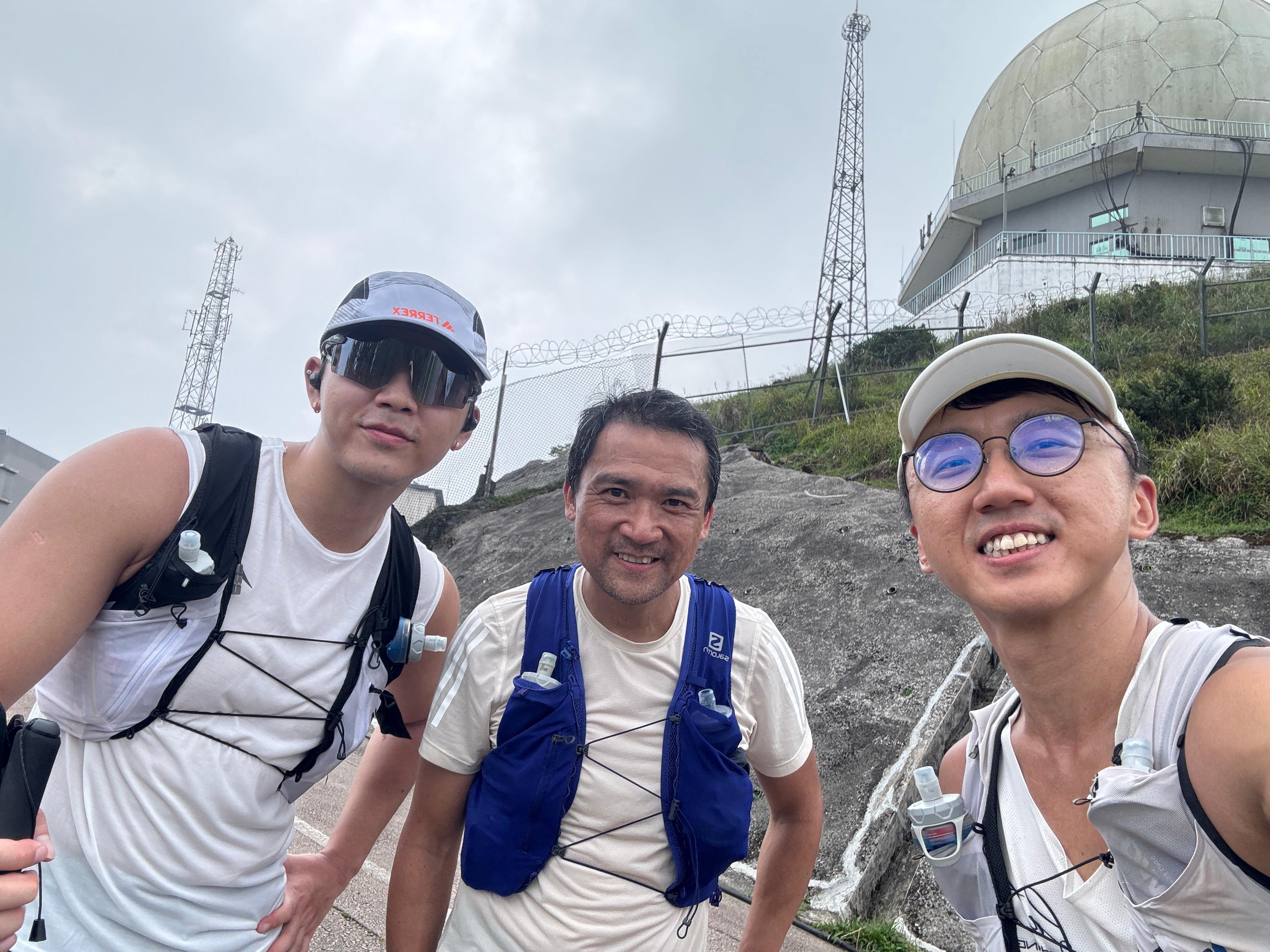 伍富橋(左)平日都有跑山習慣。