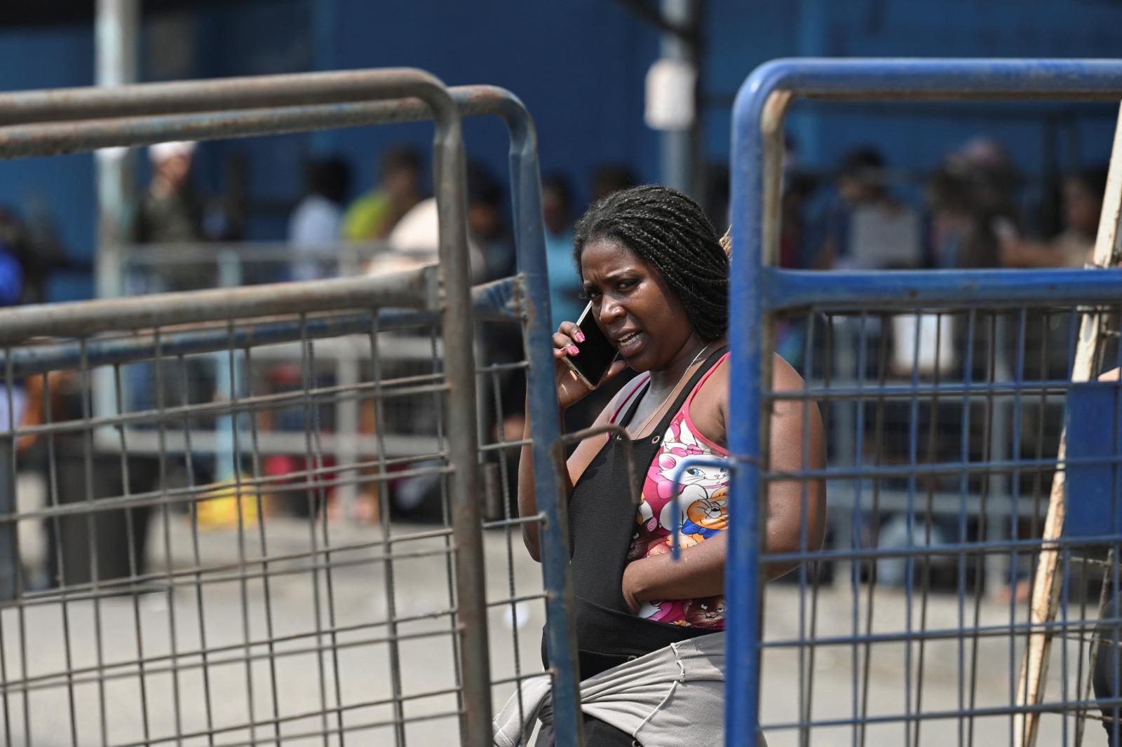 厄瓜多爾最大的一座監獄濱海監獄(Litoral)爆發大規模暴力事件,多名囚犯集體鬥毆導致至少造成15人死亡。(路透社)