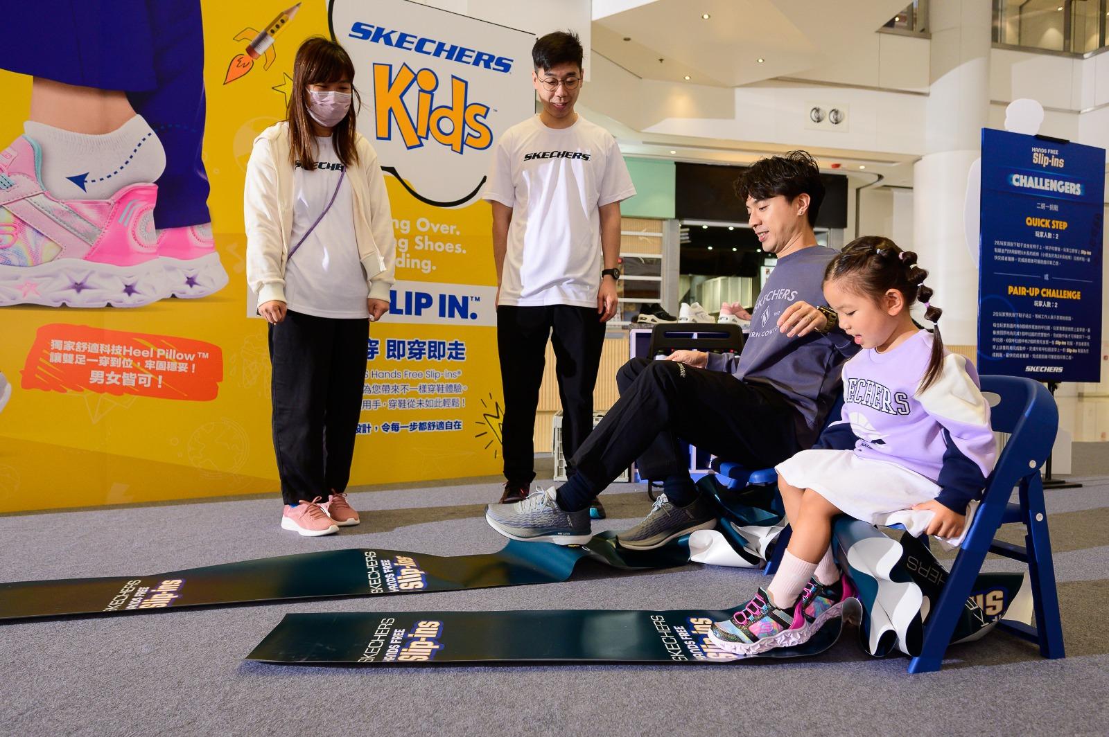 完成社交媒體打卡任務,即可獲得限量手機掛繩一份,數量有限,換完即止。