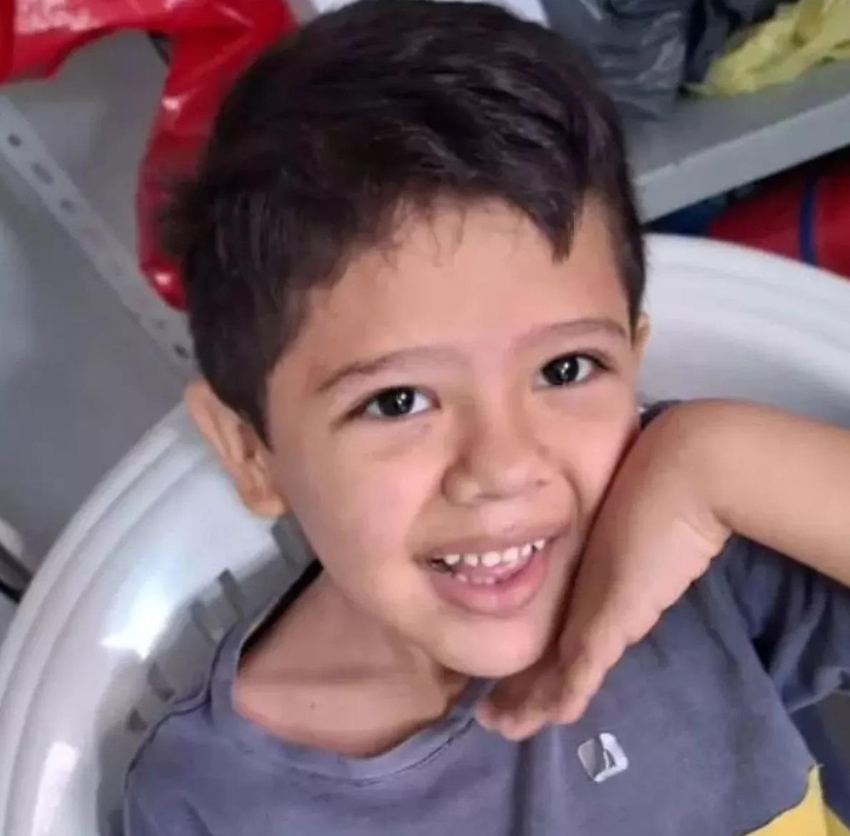 遭繼父虐待的5歲男童萊維。(互聯網)