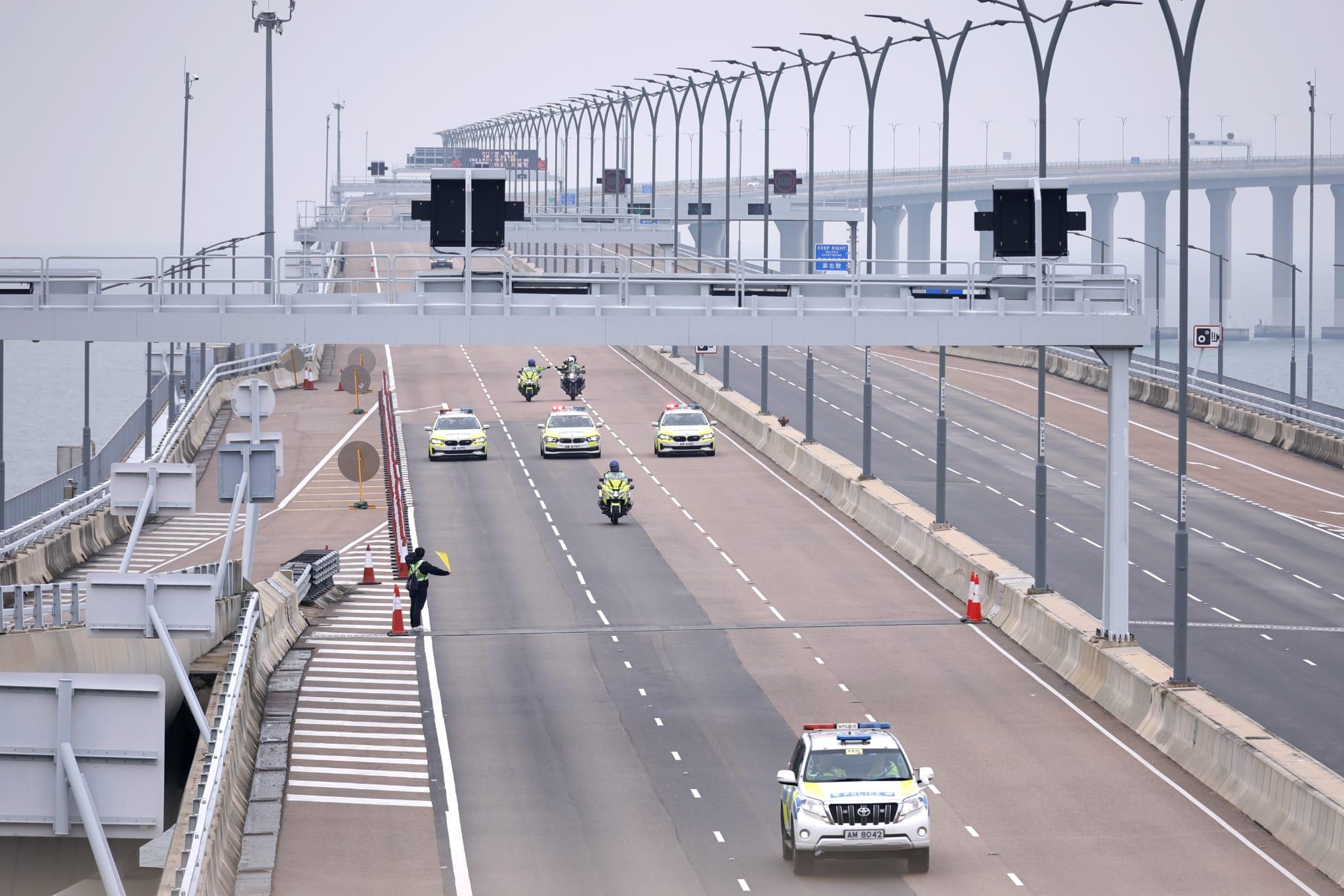 全運會公路單車測試賽今晨起步。(林俊源攝)