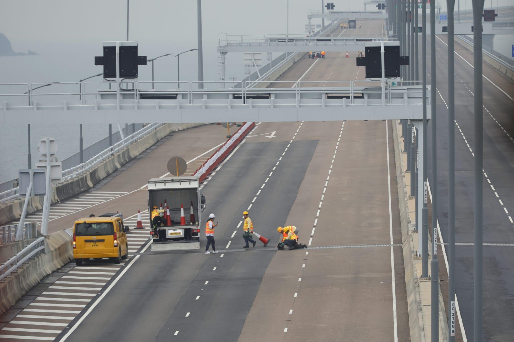 全運會公路單車測試賽今晨起步。(林俊源攝)