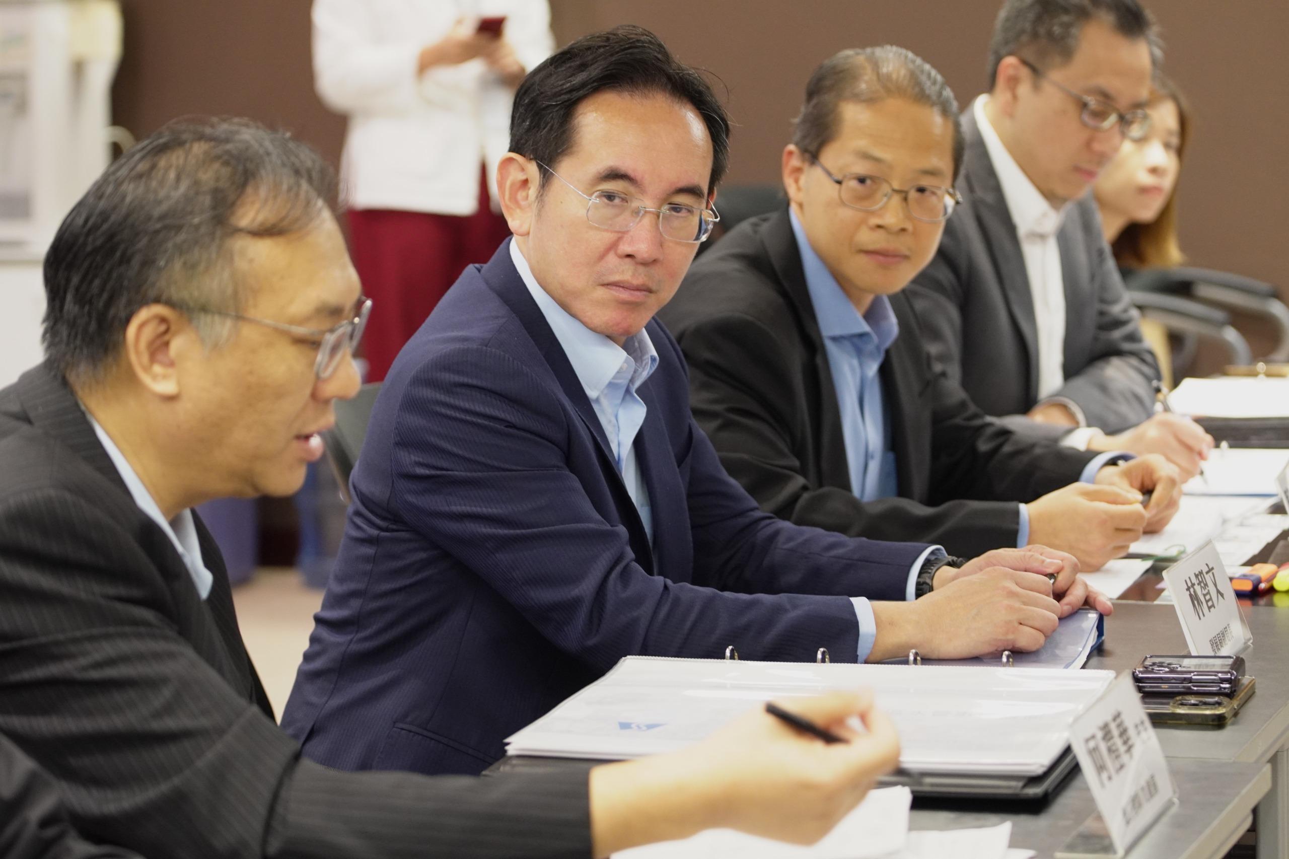 深水埗及油尖旺區今年至少錄3宗路陷 政府指會加強監察