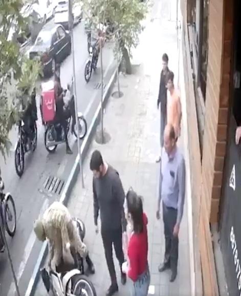 鐵騎士離開。(互聯網)